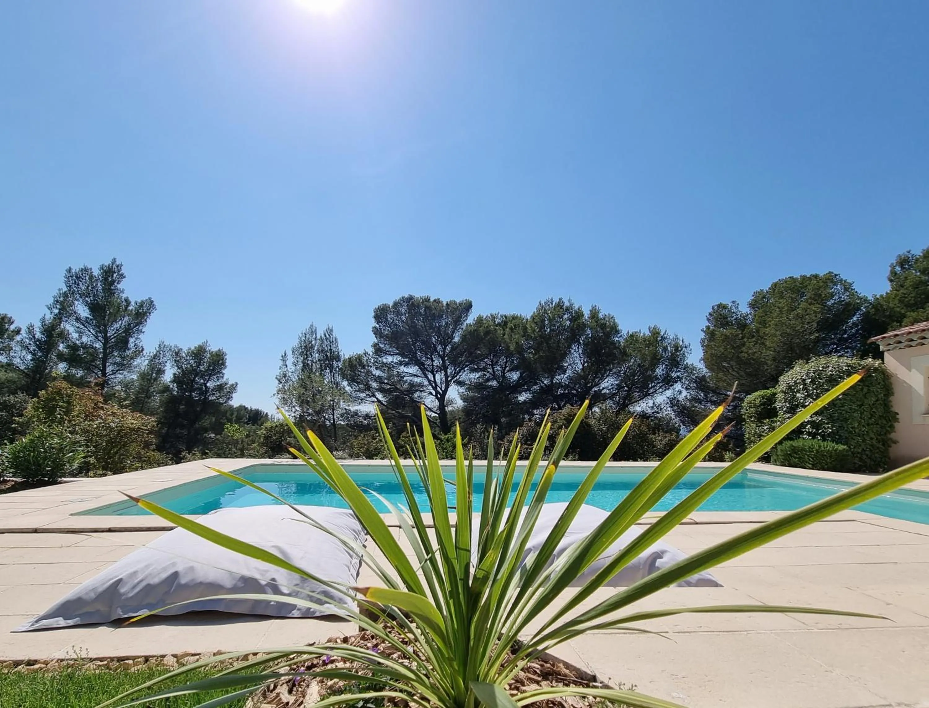 Pool view in Cosy en Provence - Piscine chauffée de mai à septembre