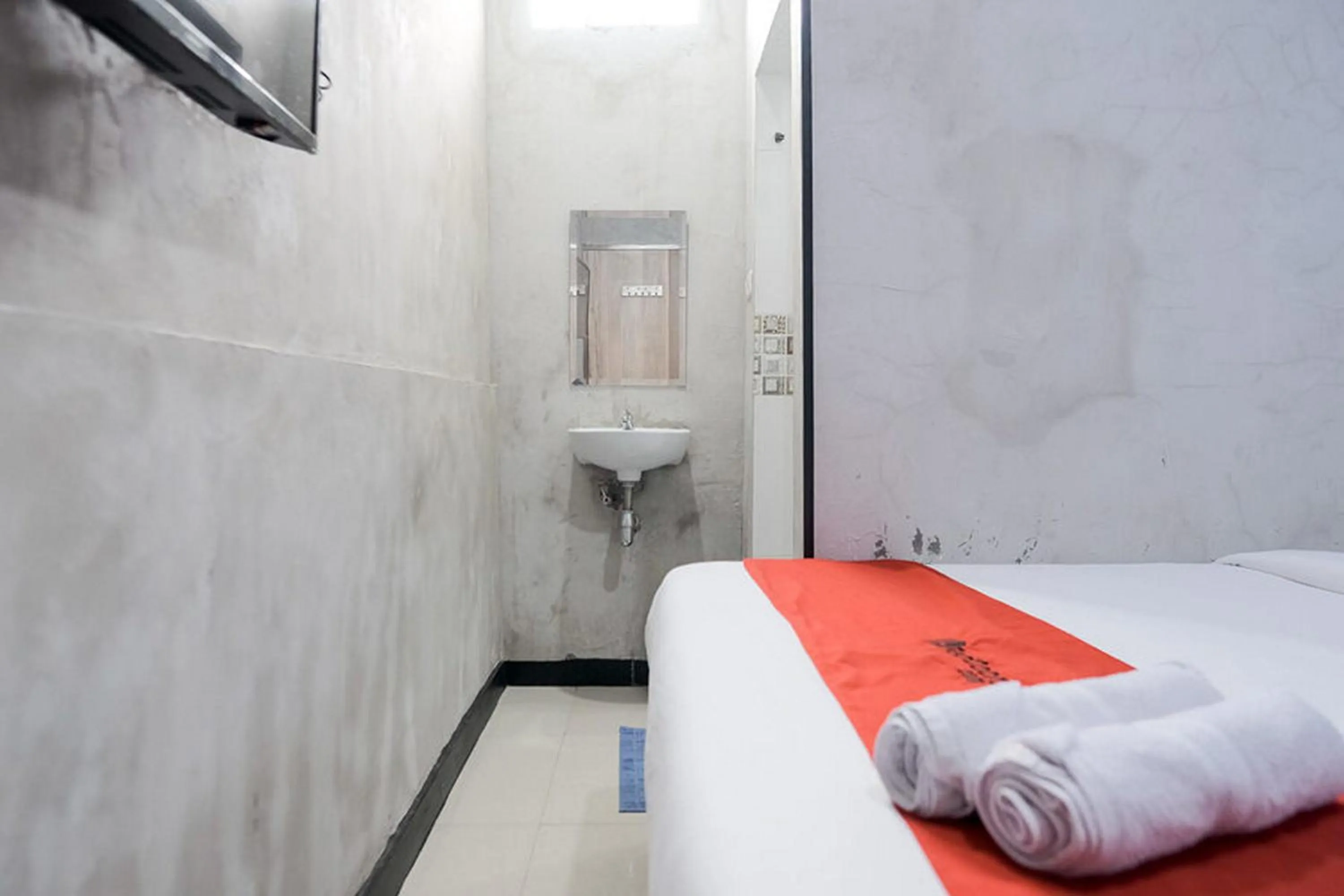 Bed in RedDoorz @ Sekip Medan