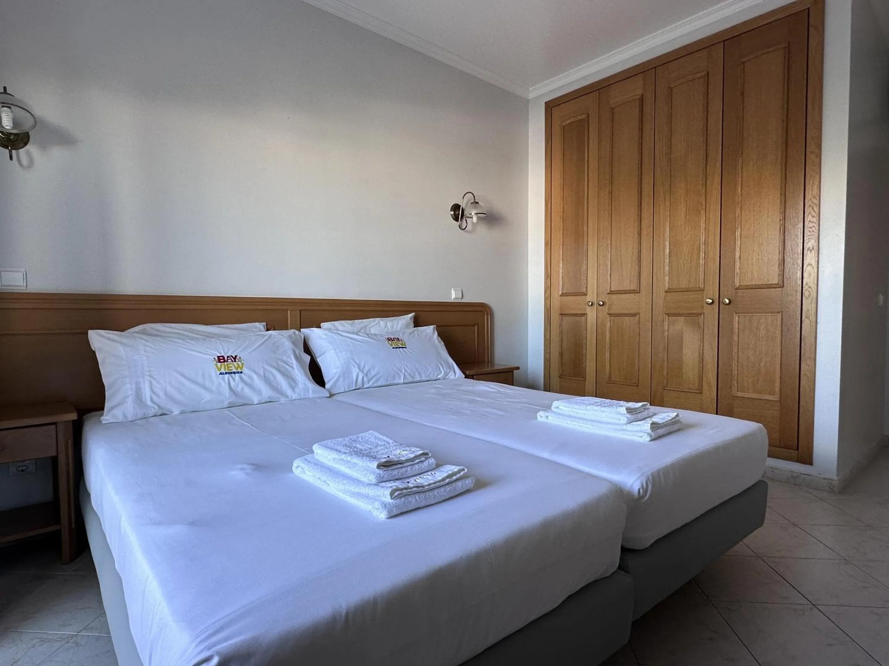 Bedroom, Bed in BayView Albufeira