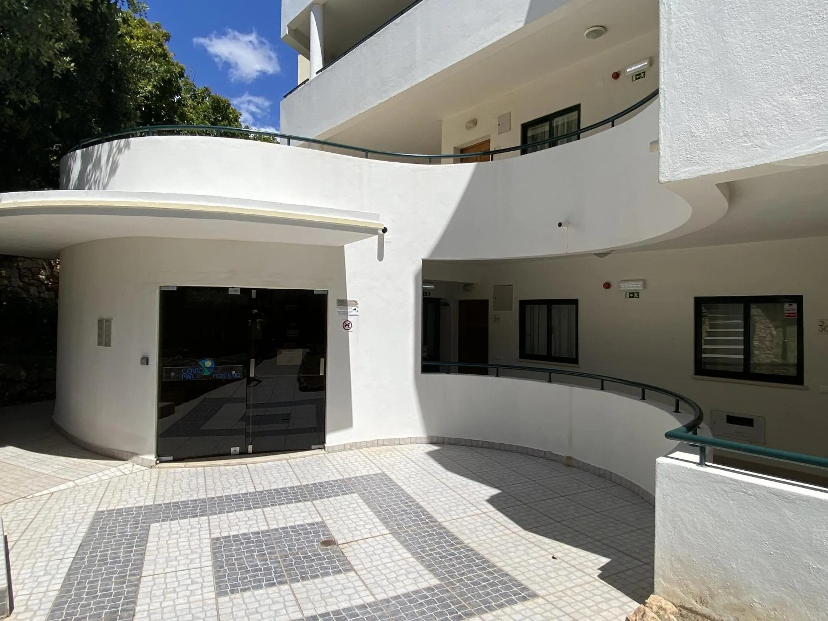 Facade/entrance in BayView Albufeira