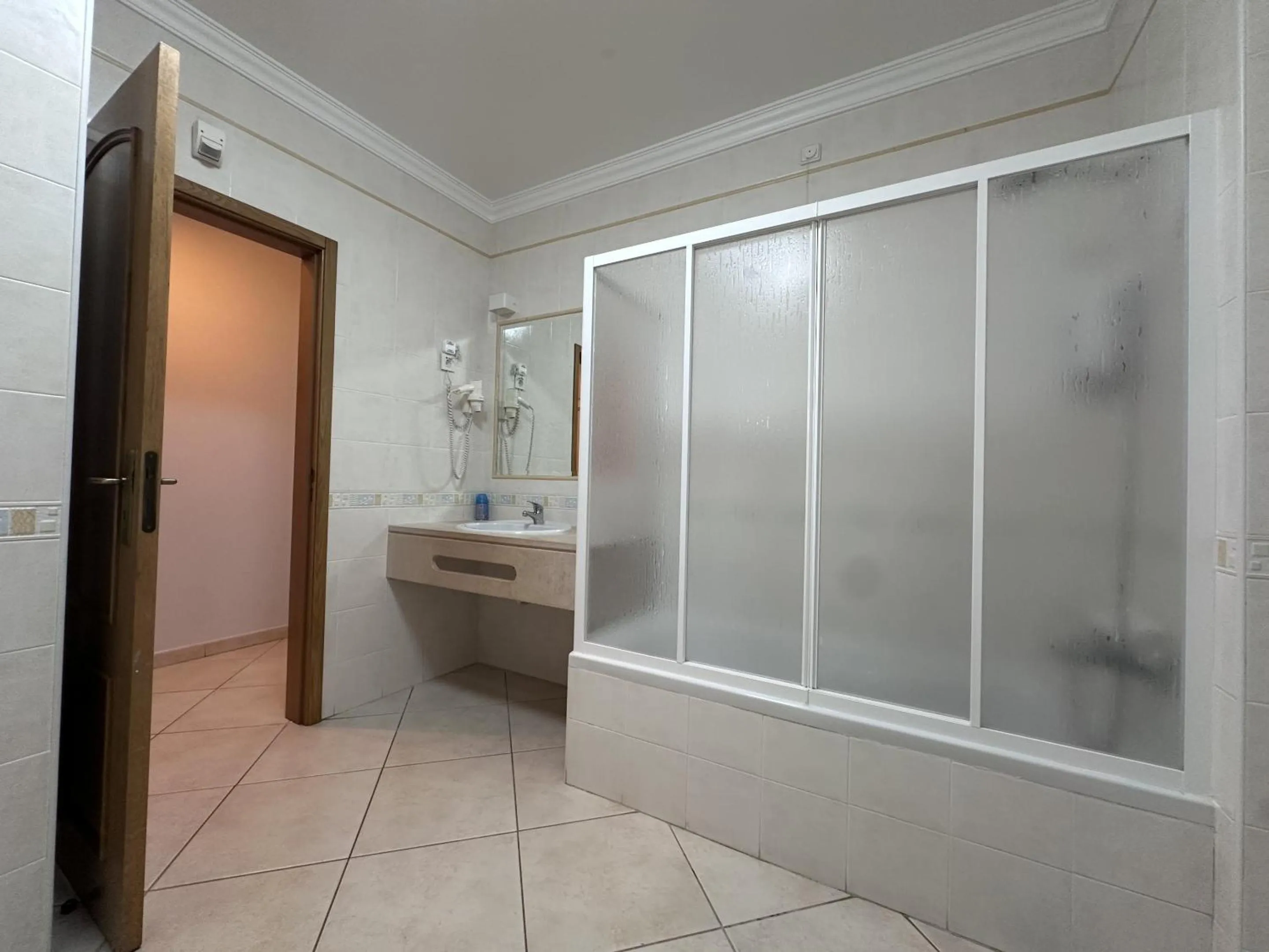 Bathroom in BayView Albufeira