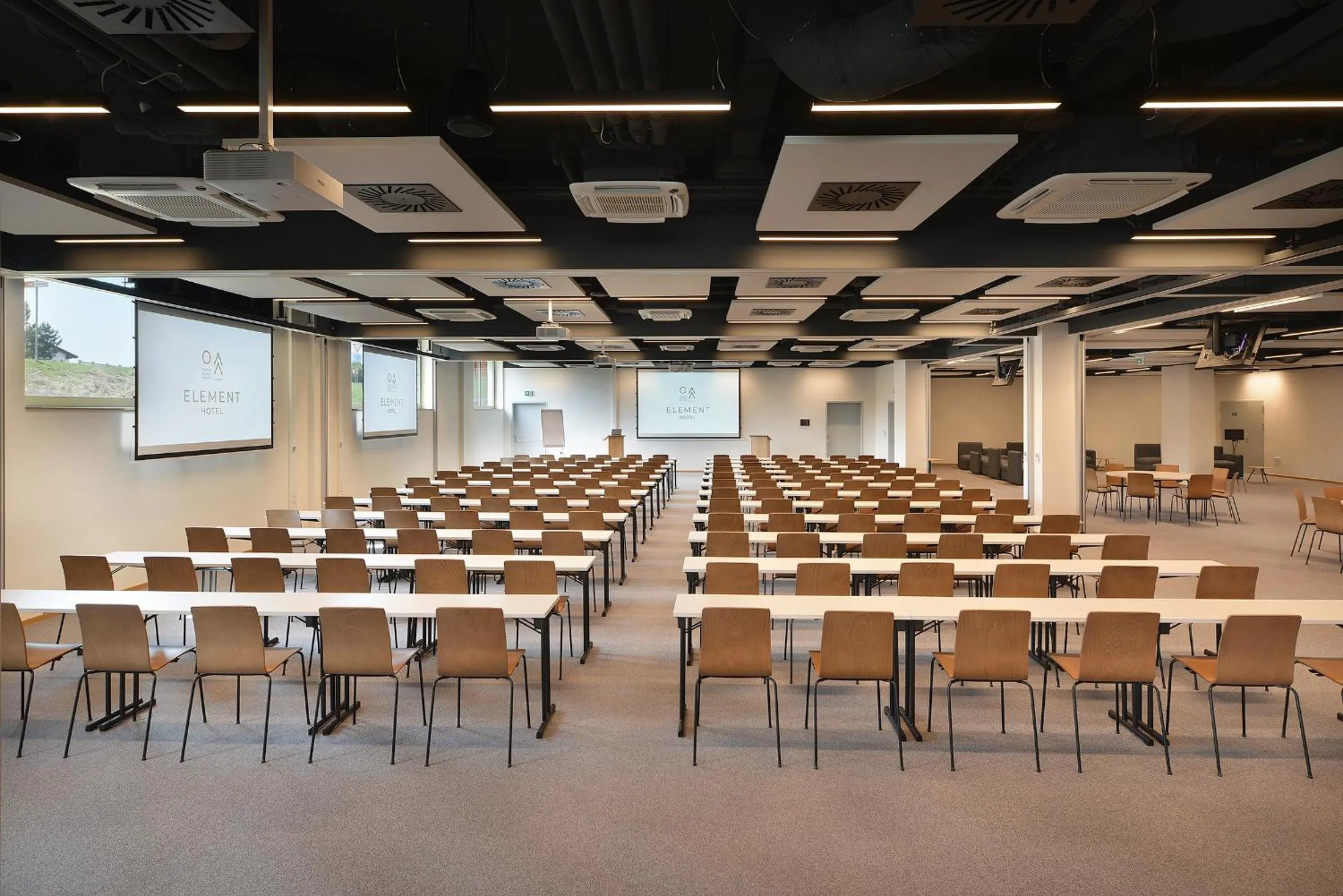 Meeting/conference room in Hotel Element