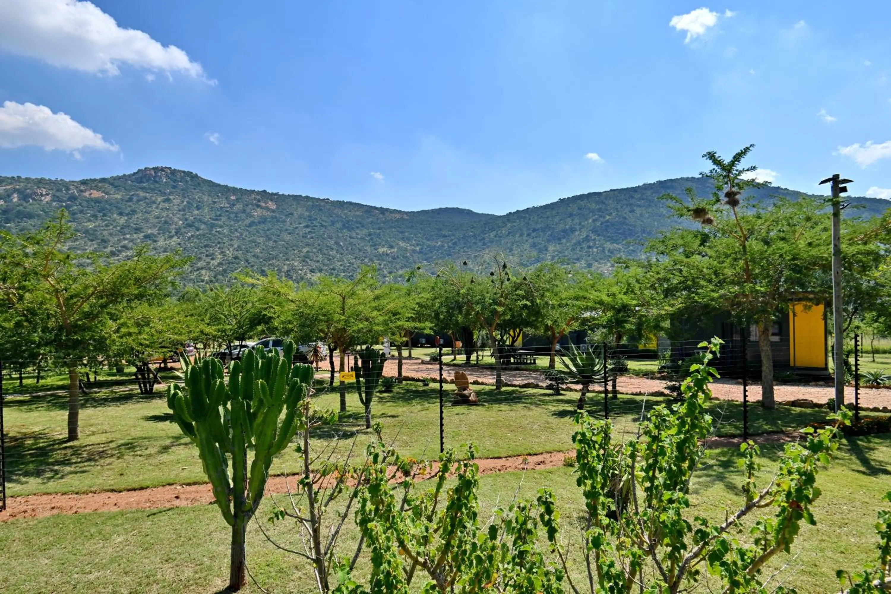 Mountain view in SleepOver Moria