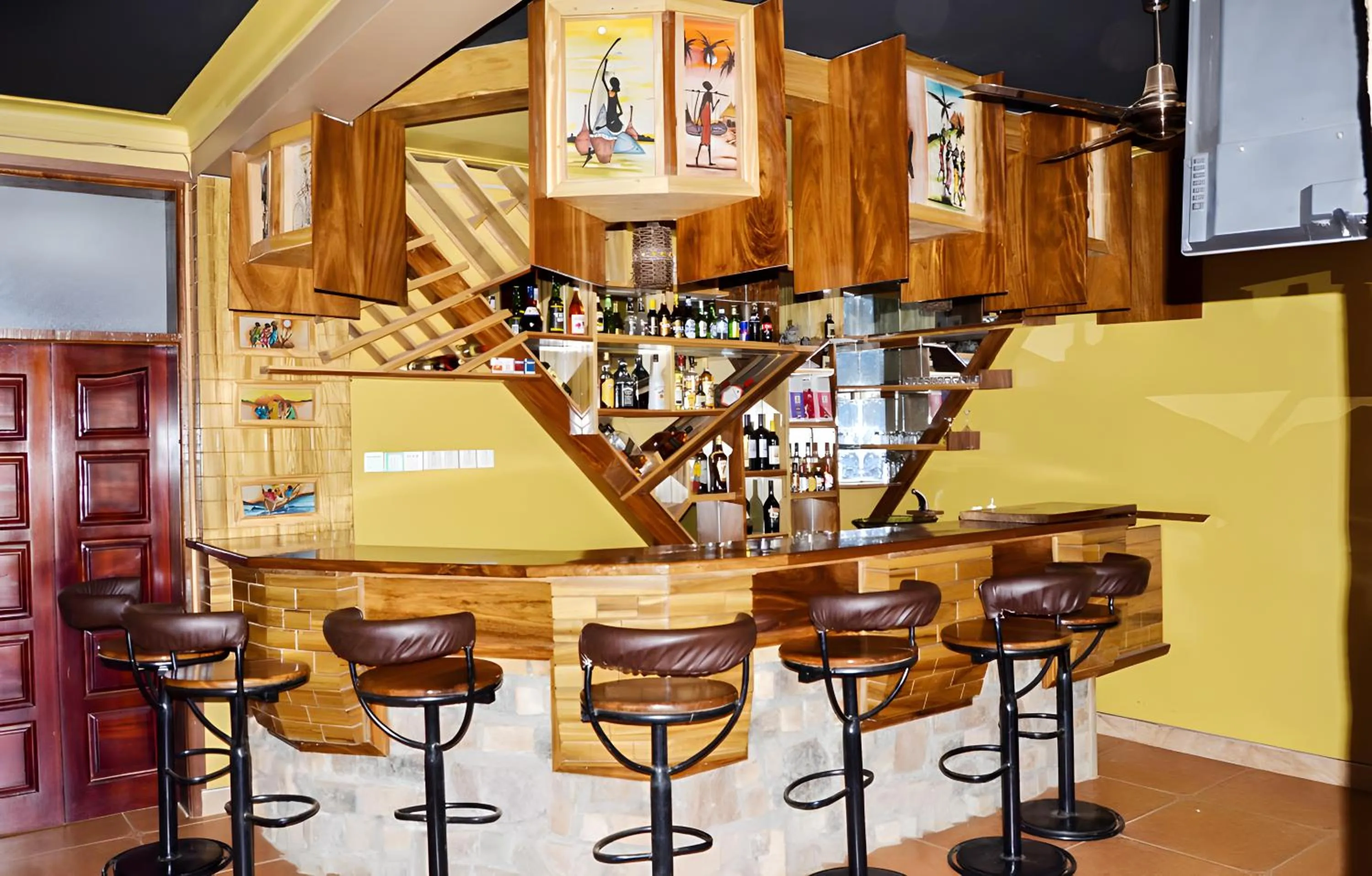 Lounge or bar in Hendo Hotel