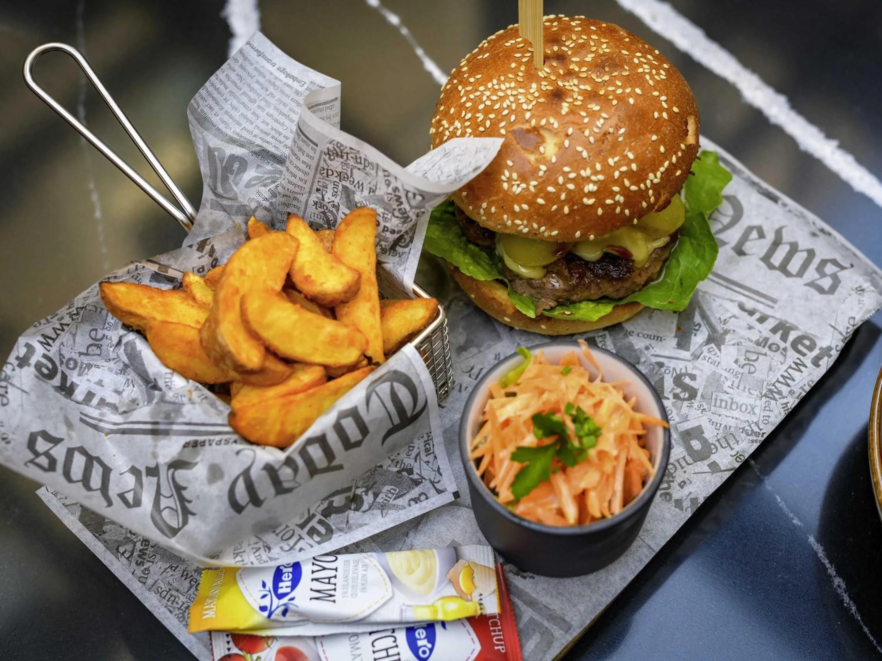 Restaurant/places to eat in Aparthotel Adagio Zurich City Center