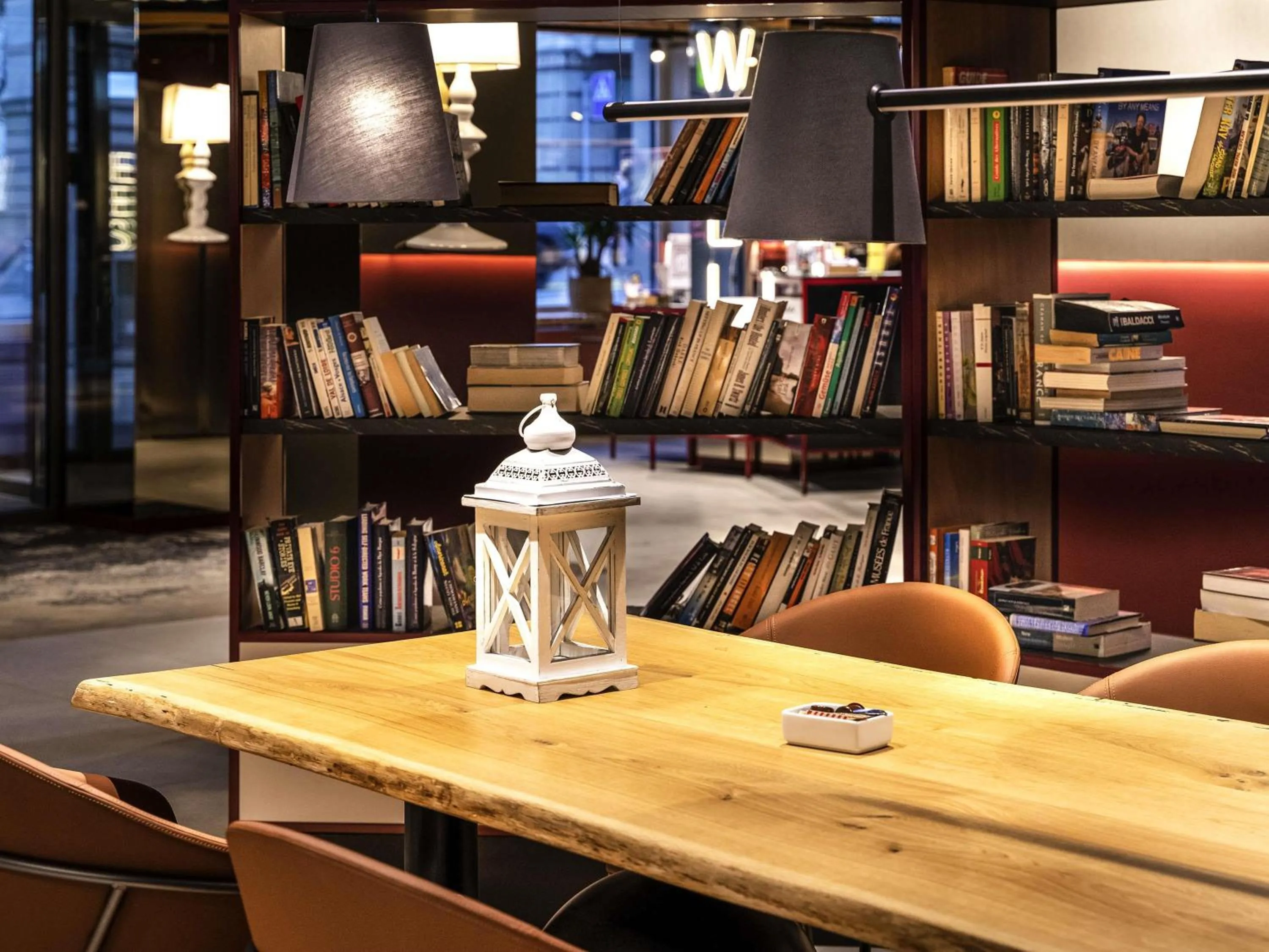 Restaurant/places to eat in Aparthotel Adagio Zurich City Center