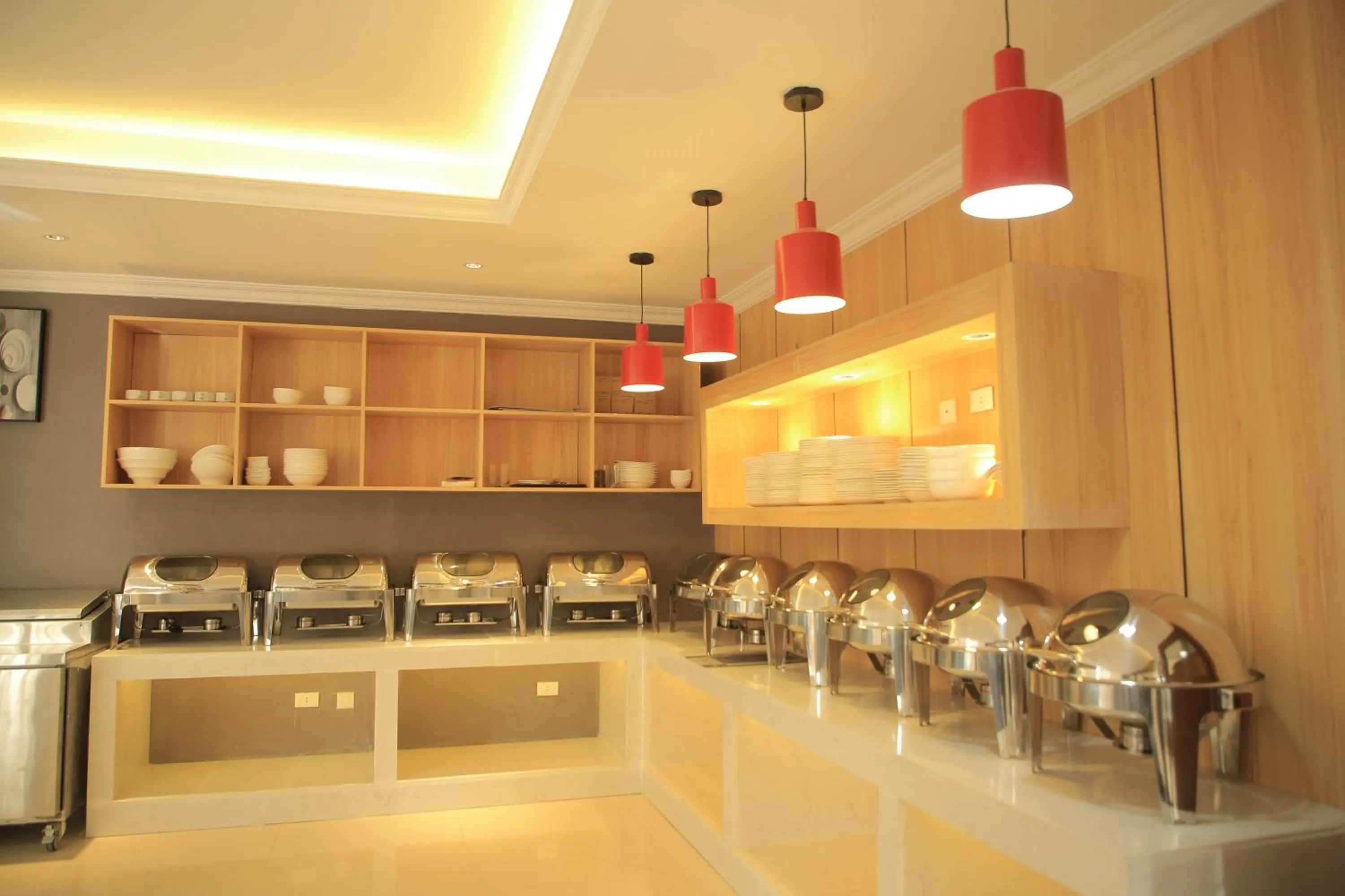 Restaurant/places to eat in Ivy Hotel, Bishoftu