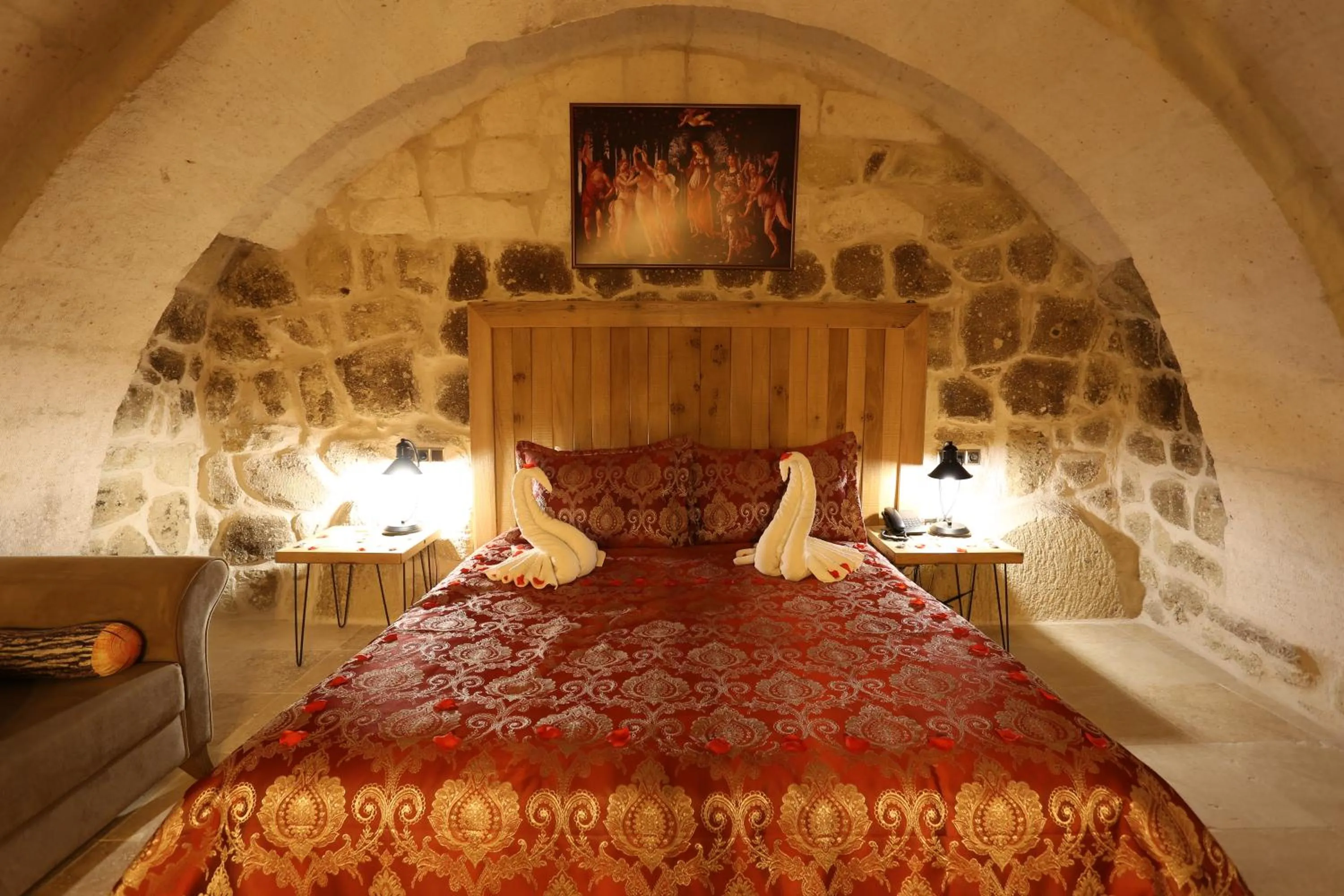 Bedroom, Bed in Nox Cave Hotel Special Class