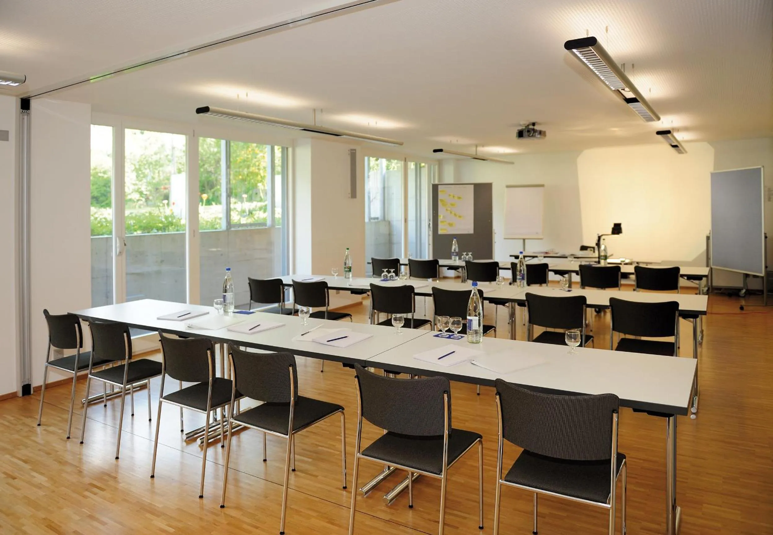 Business facilities in Hotel Artos Interlaken