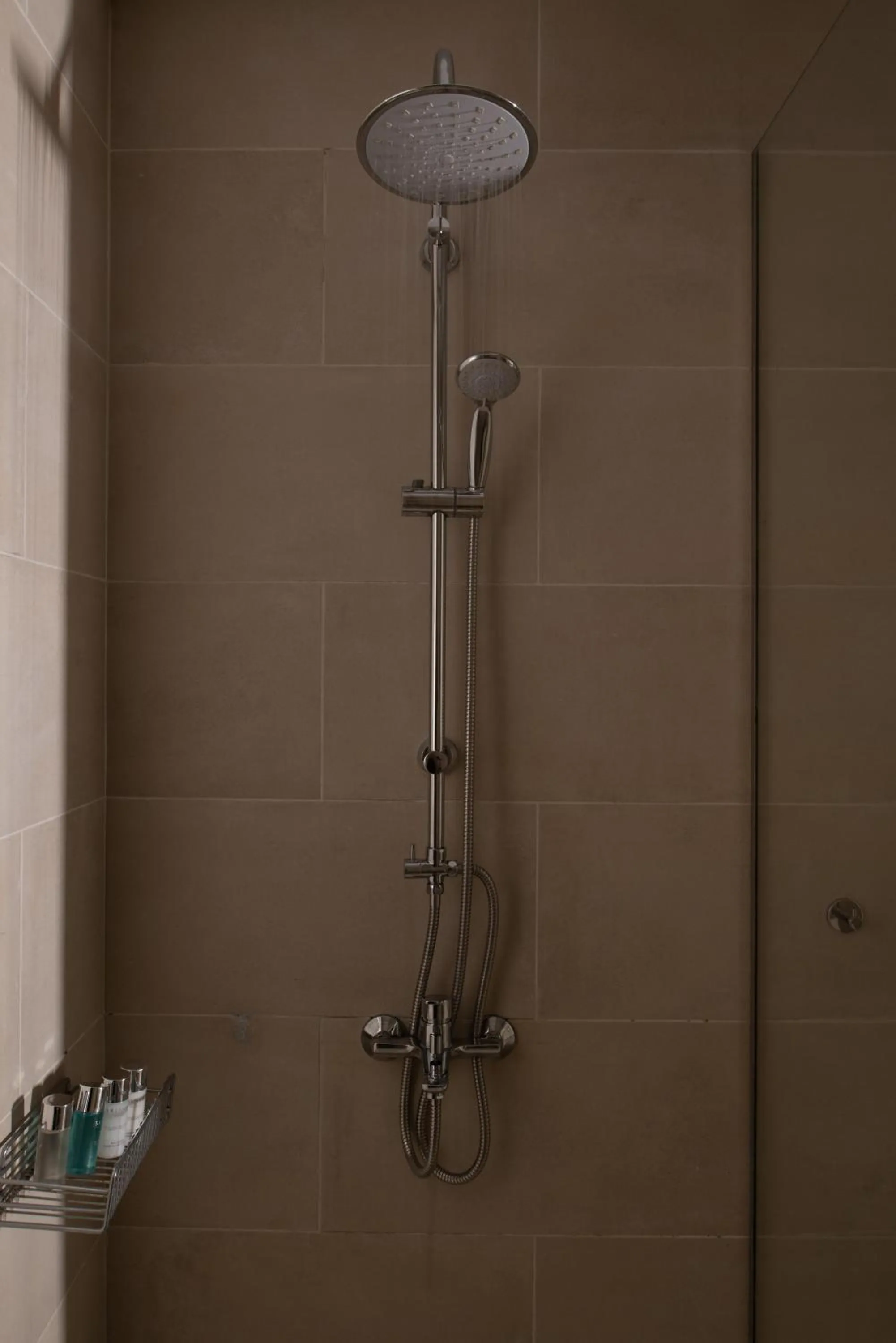 Shower in THIRAMENOUS RESIDENCE