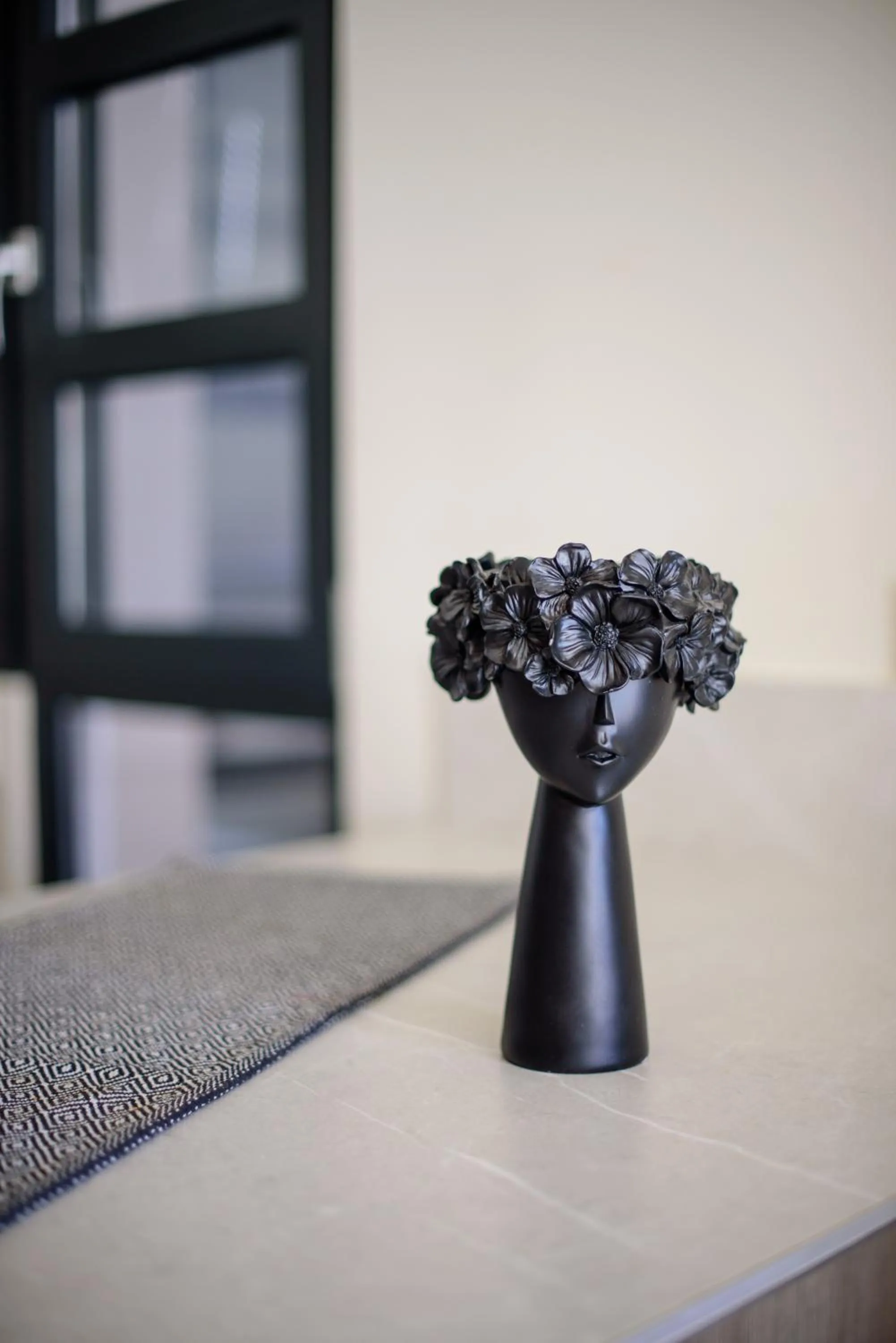 Decorative detail in THIRAMENOUS RESIDENCE