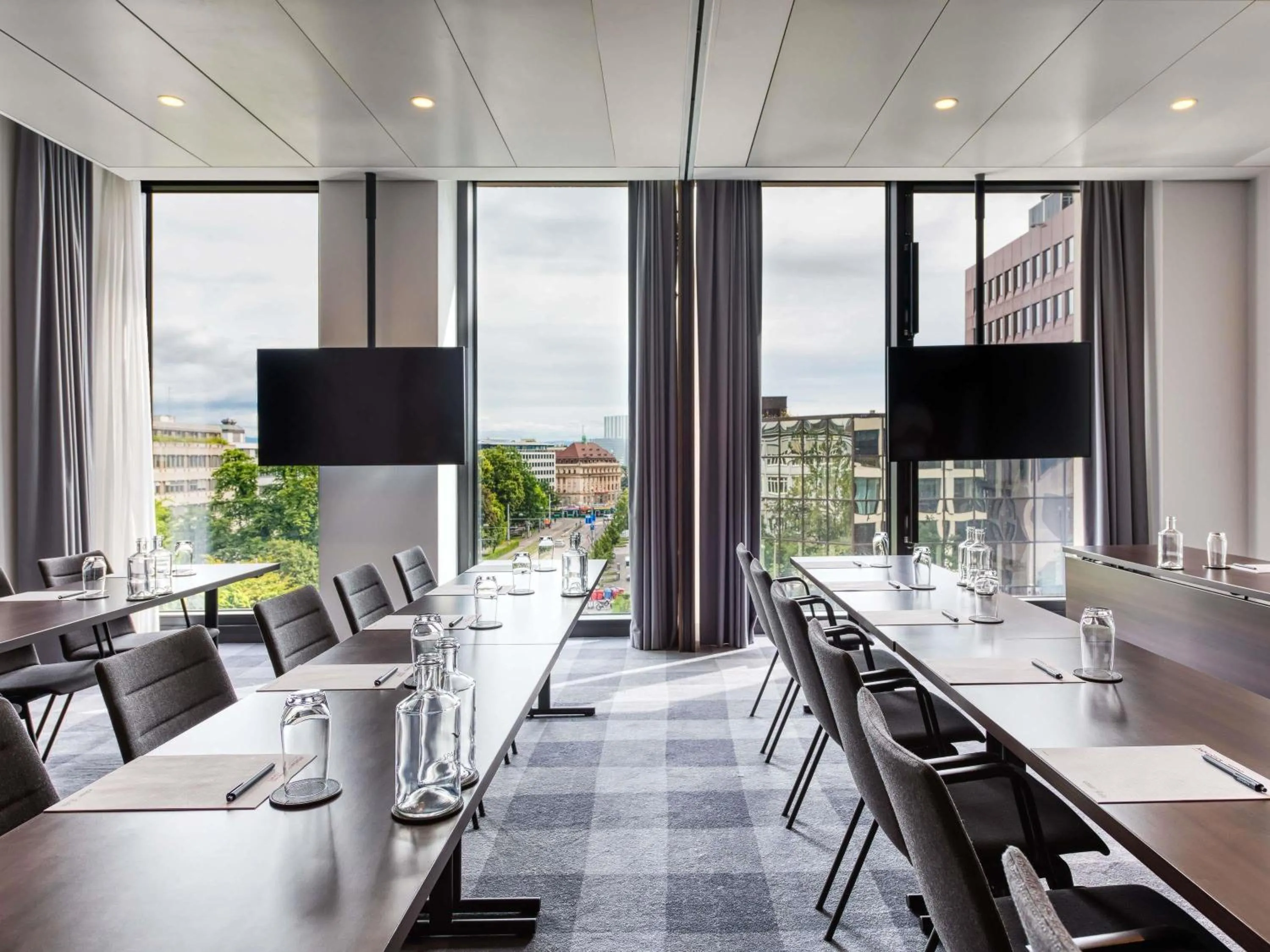 Meeting/conference room in Mövenpick Hotel Basel