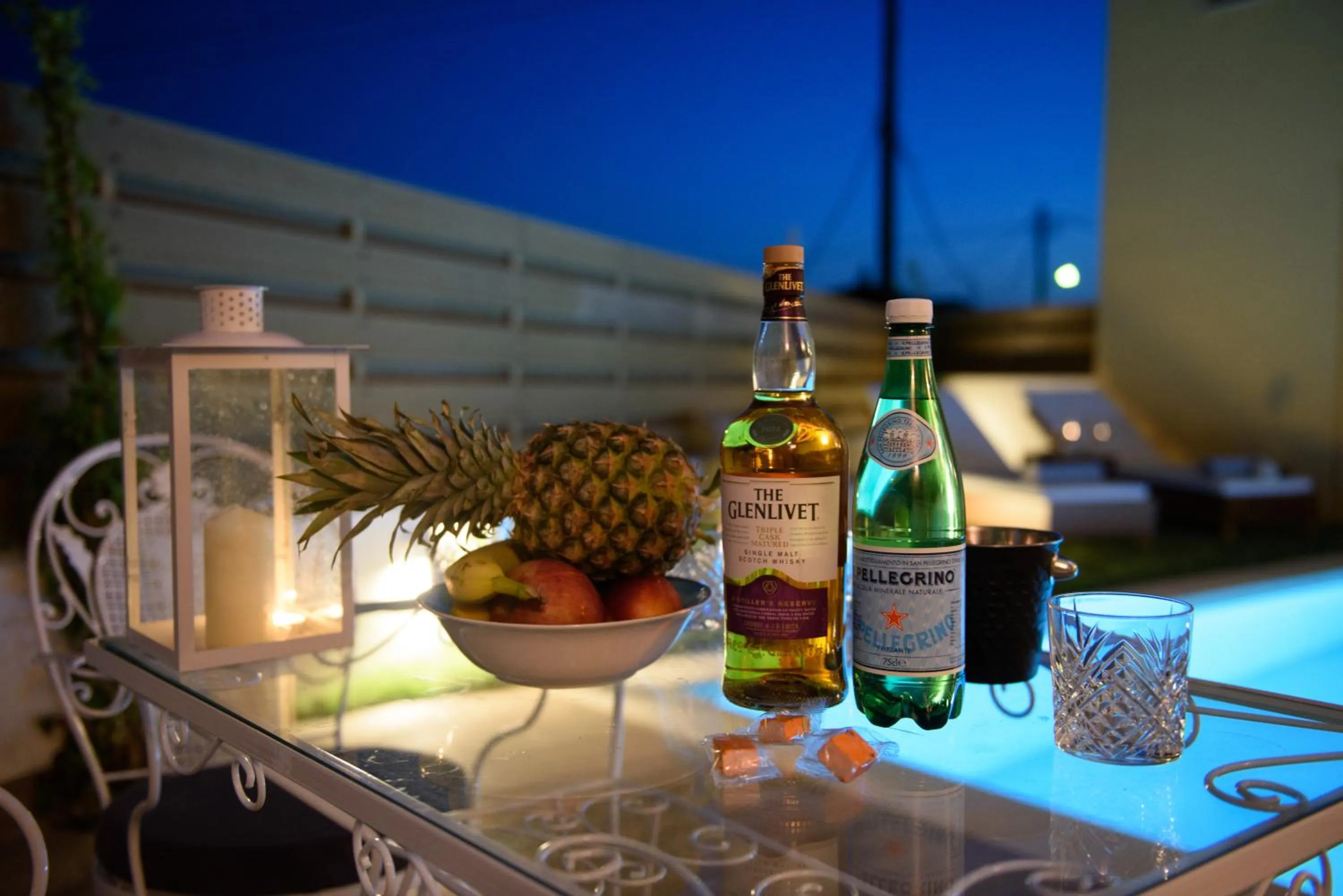 Swimming pool in Tessera Villas & Studios Collection