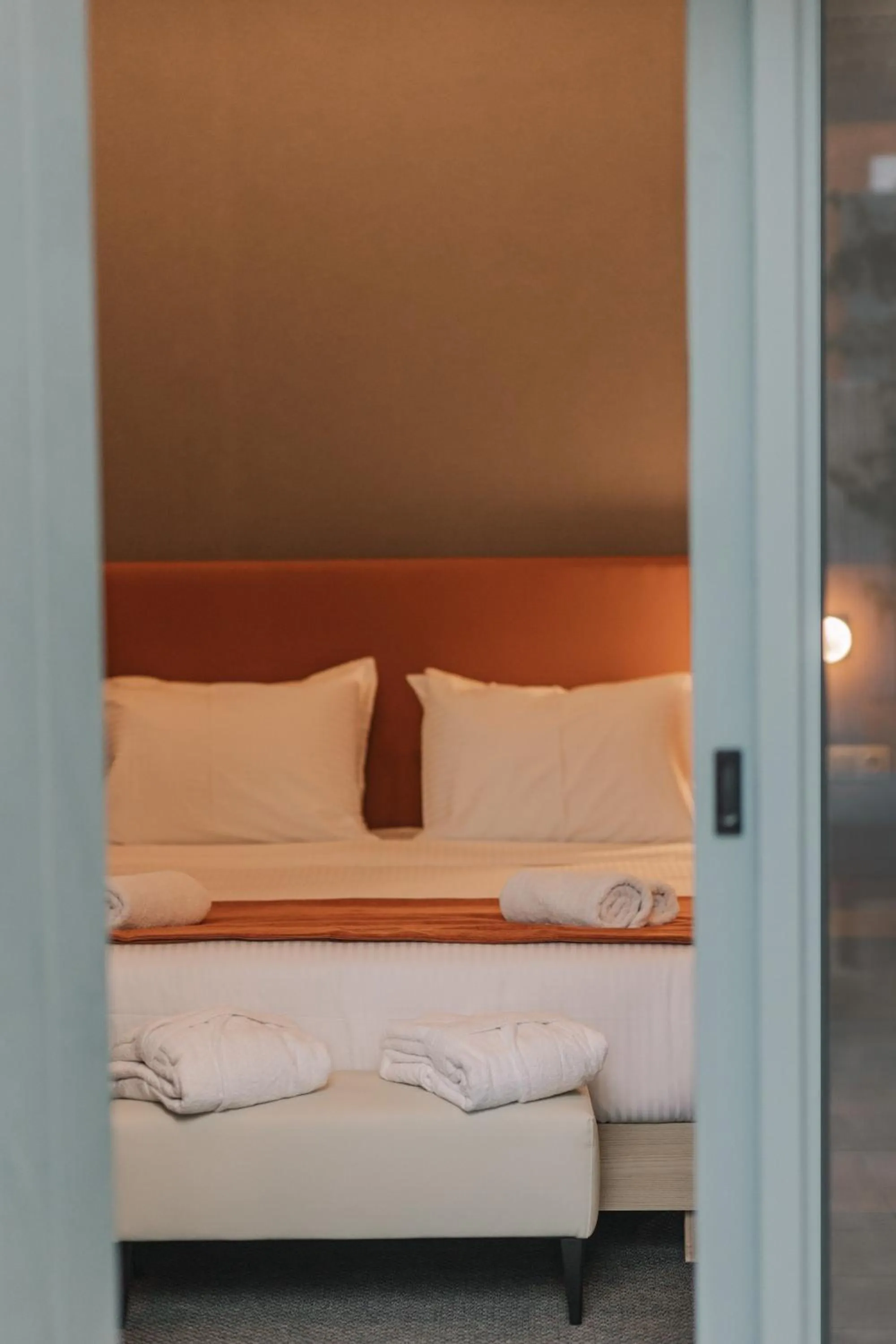 Living room, Bed in Tessera Villas & Studios Collection