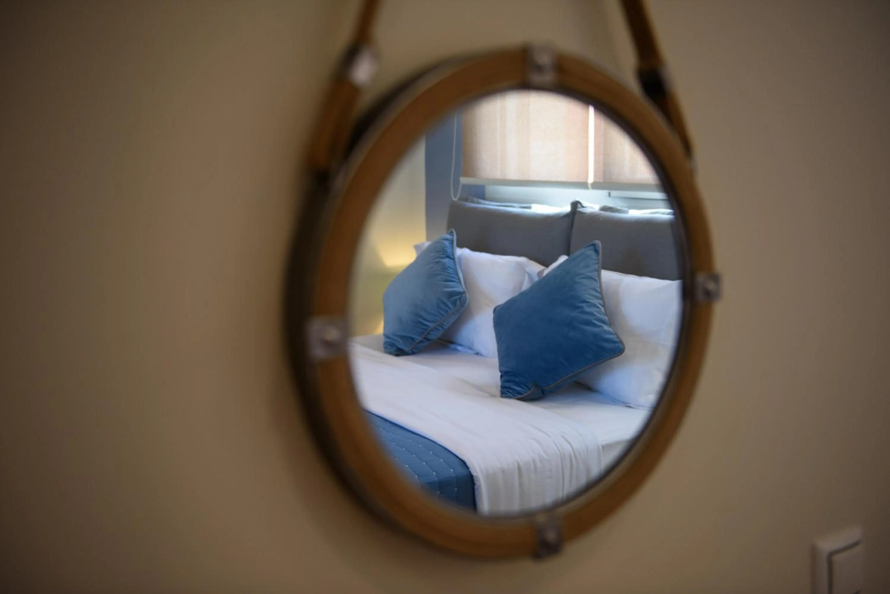 Bedroom, Bed in Tessera Villas & Studios Collection