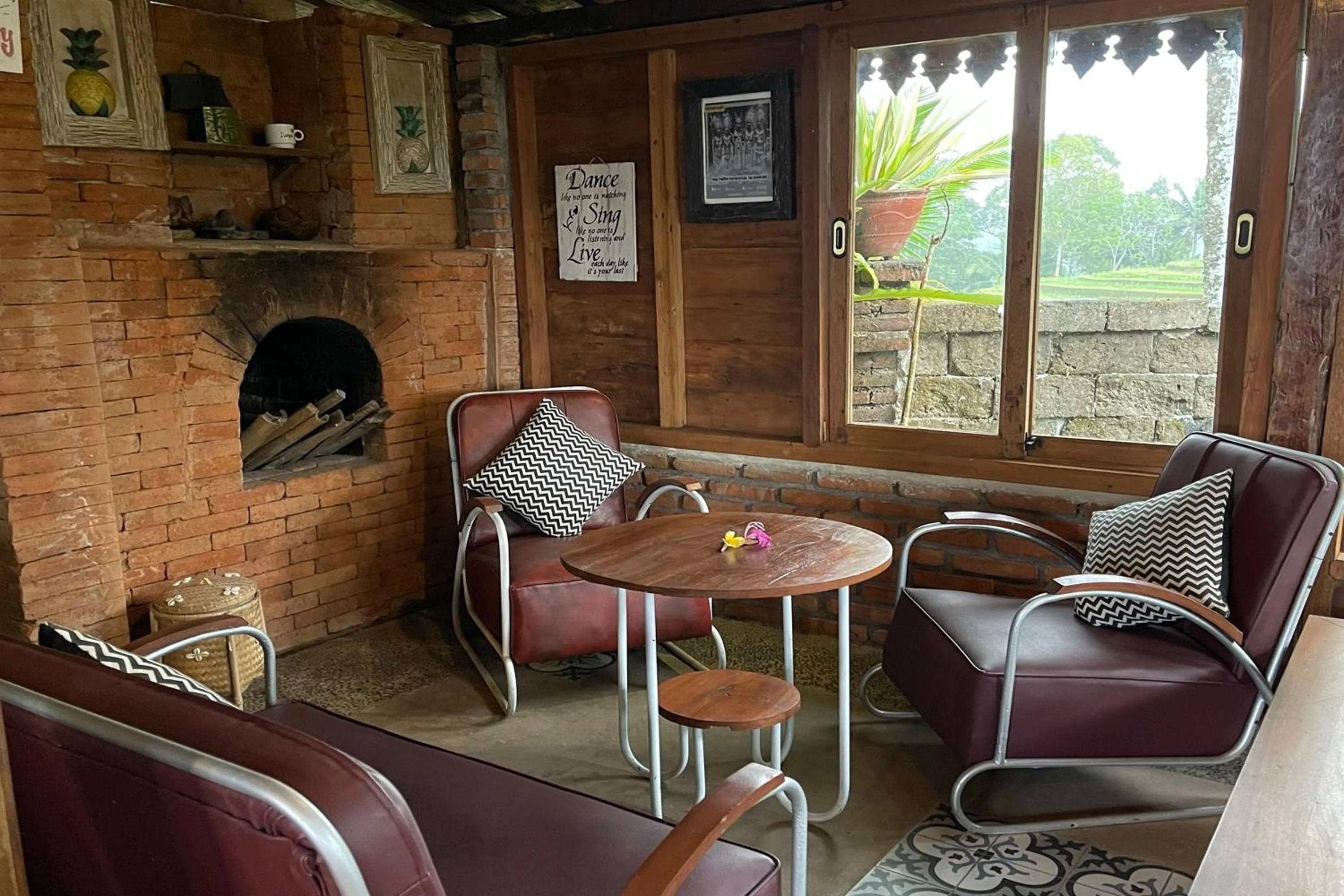 Living room in KTS - Kubu Tepi Sawah