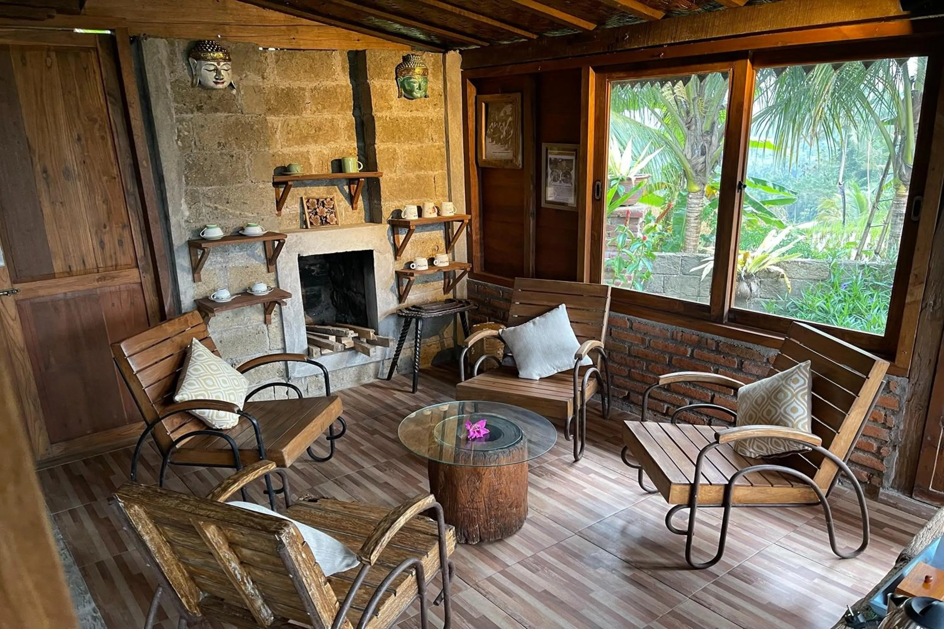 Living room in KTS - Kubu Tepi Sawah