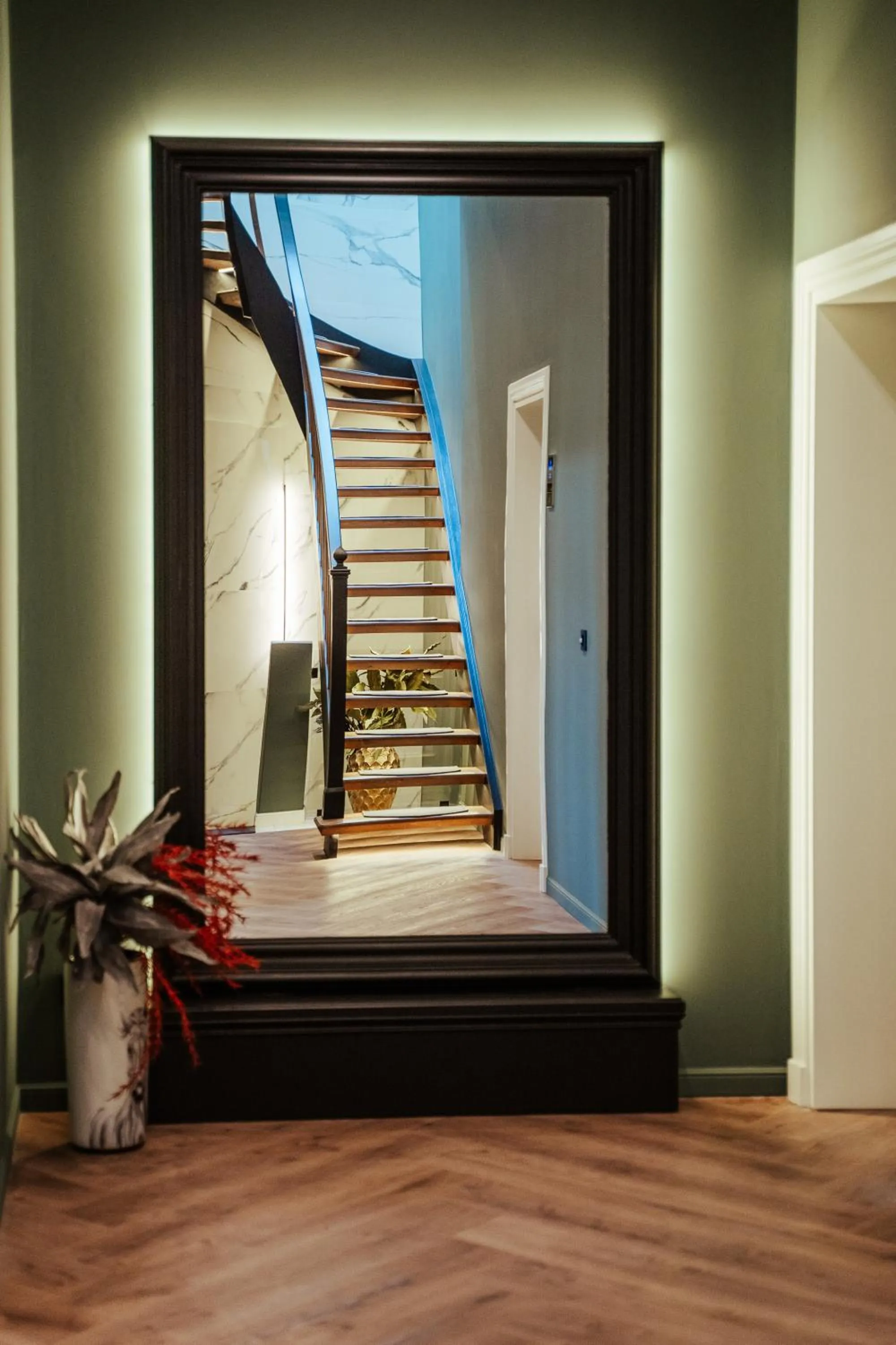 Property building in Espero Royal Stay