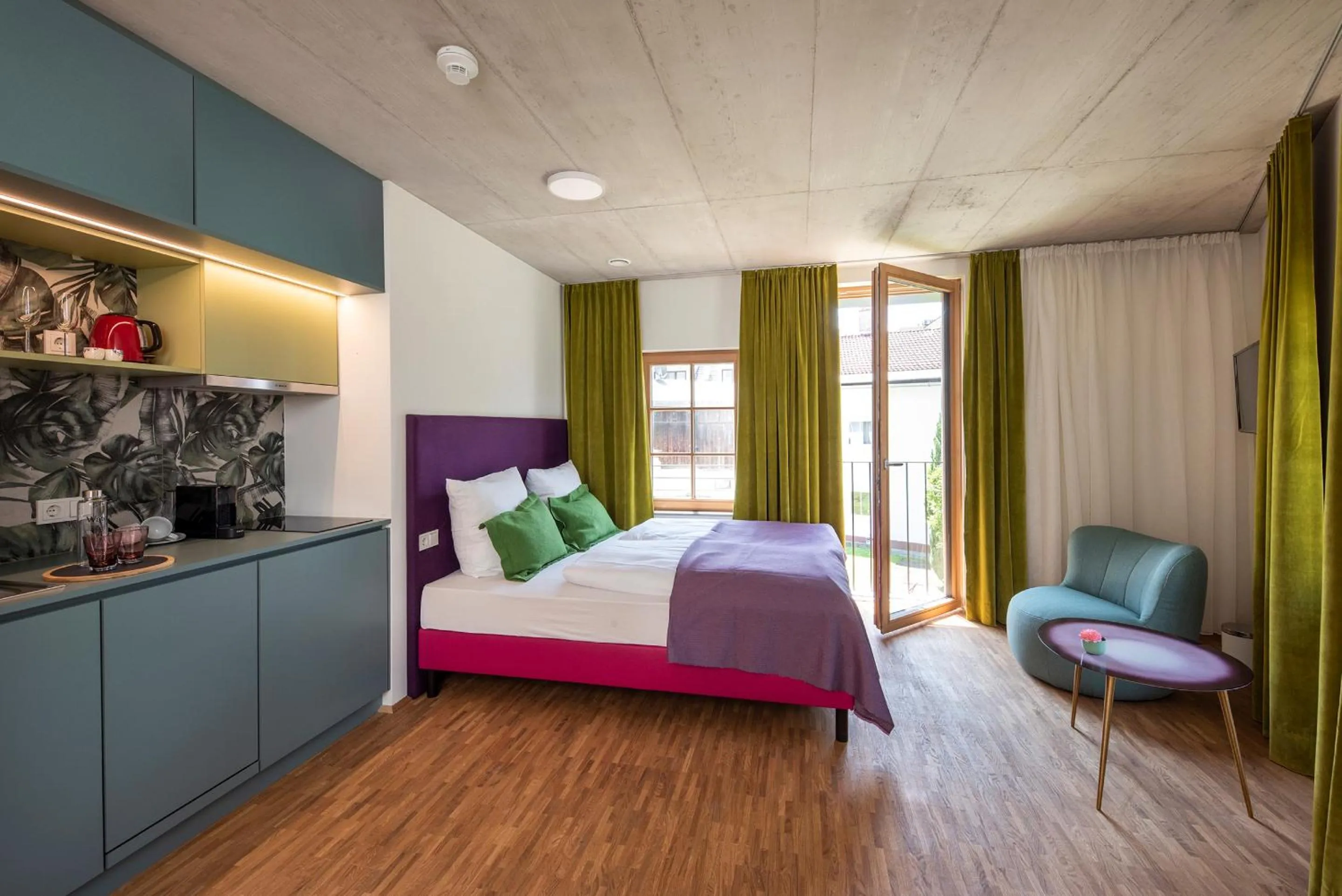 Bed in pradl elf my- apartment