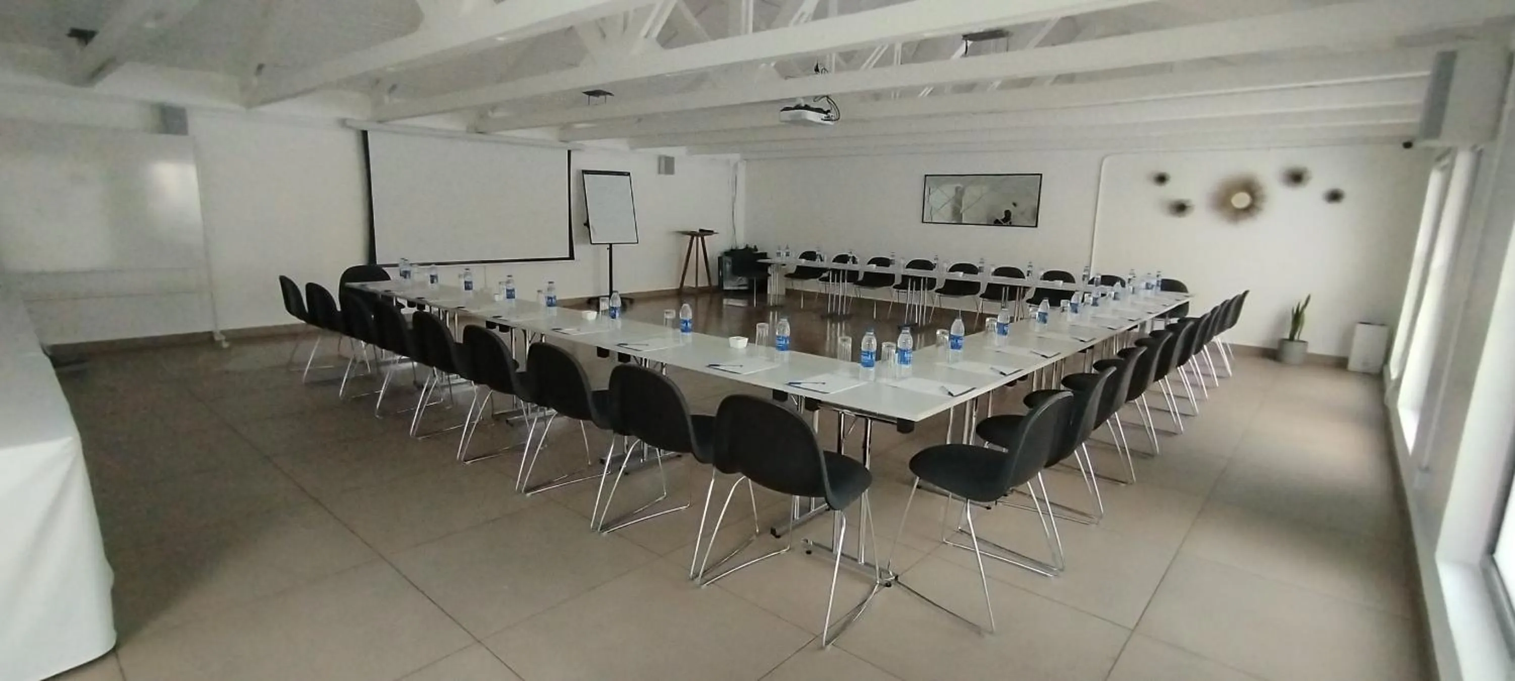 Meeting/conference room in Nordic Hotel Lagos