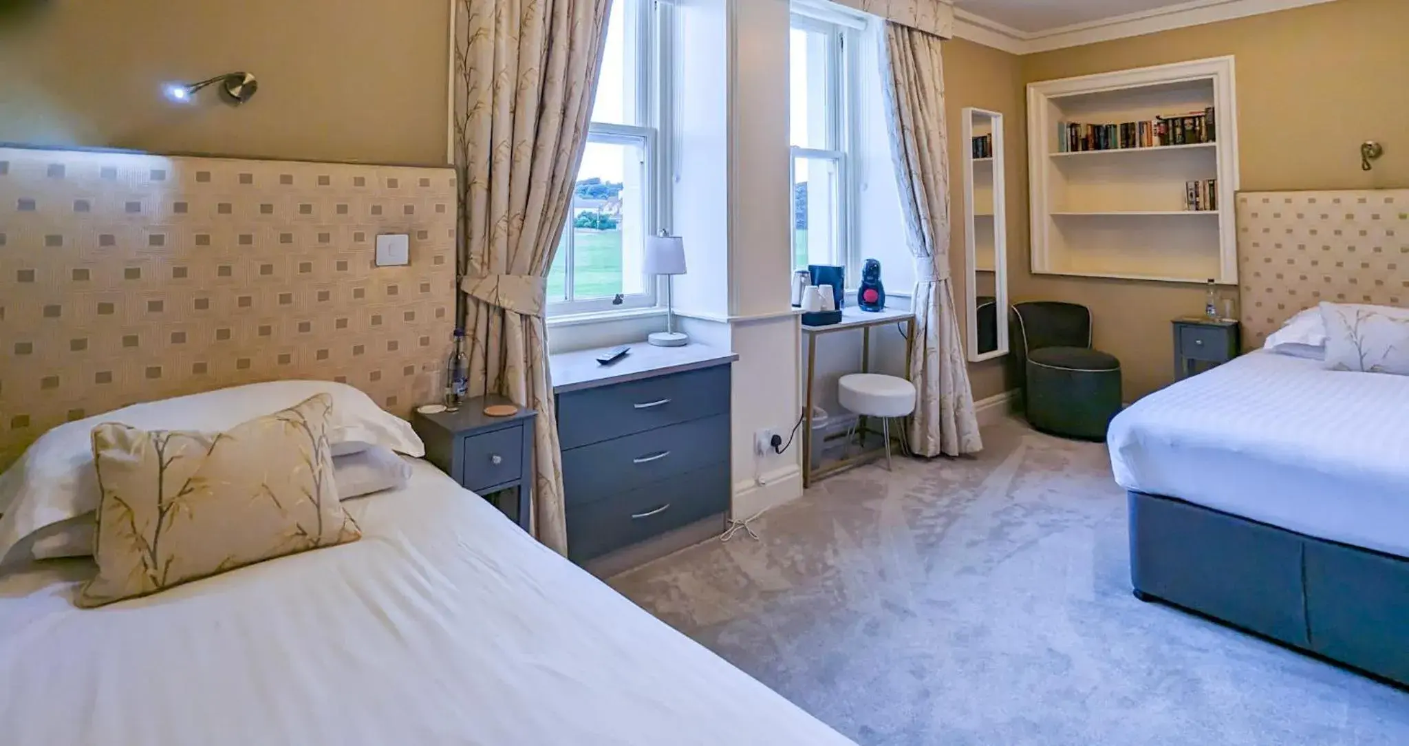 Twin Room with View - single occupancy in The Mallard Hotel Twin Room with View - single occupancy in The Mallard Hotel