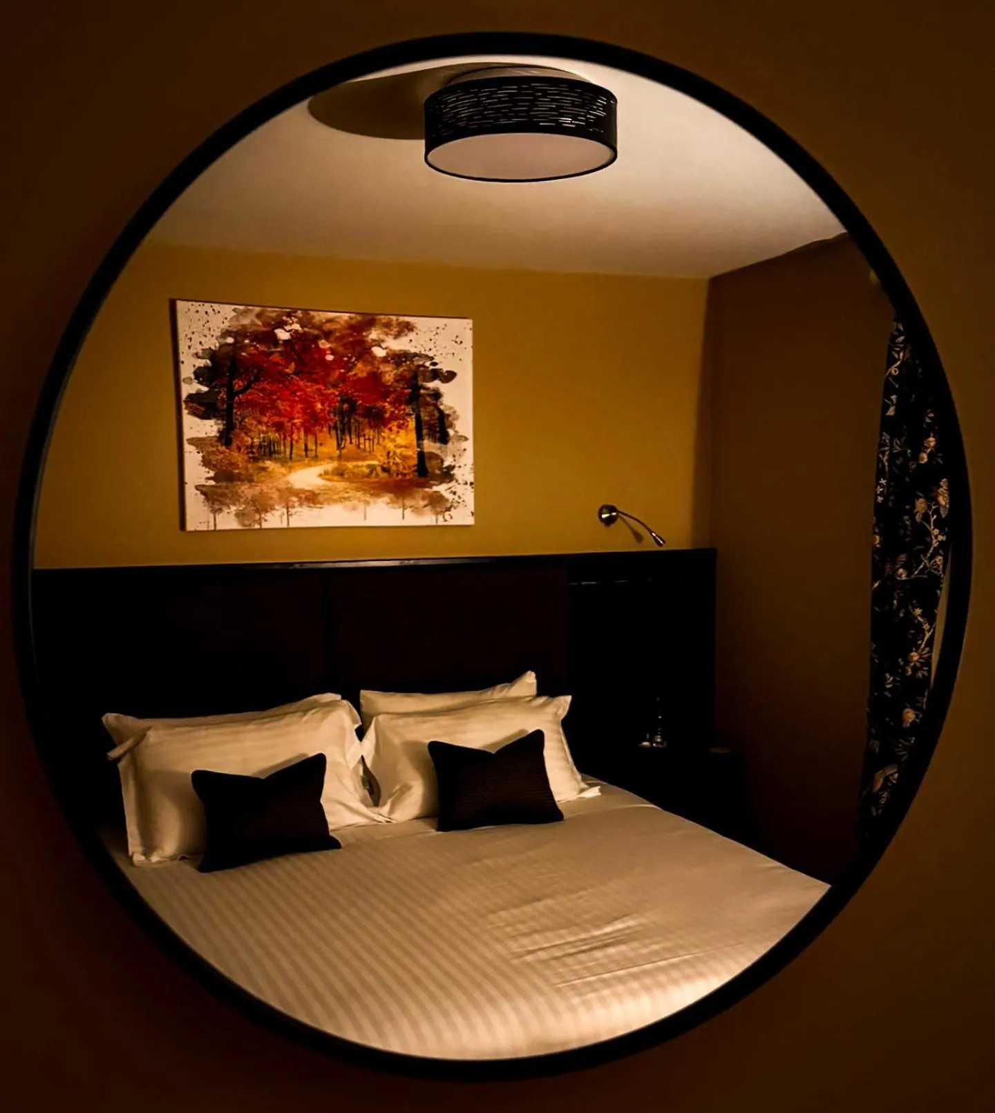 Bedroom, Bed in The Watchman Hotel