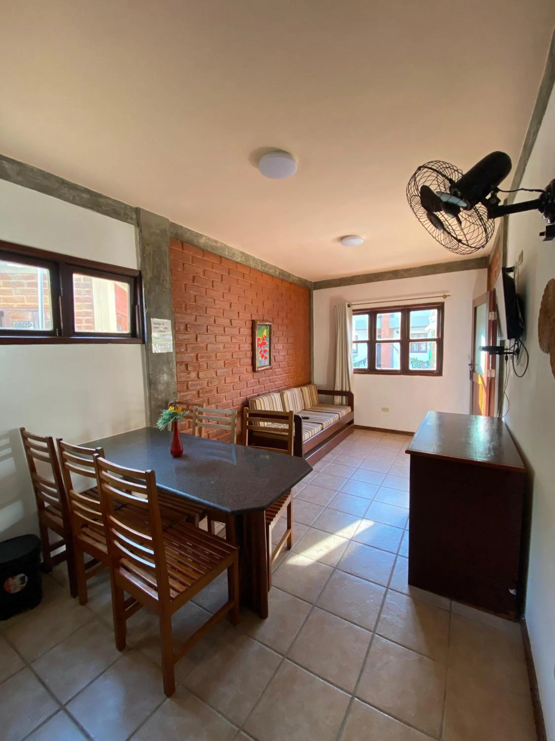 Dining area in Pousada e Chale Porto Paraiso