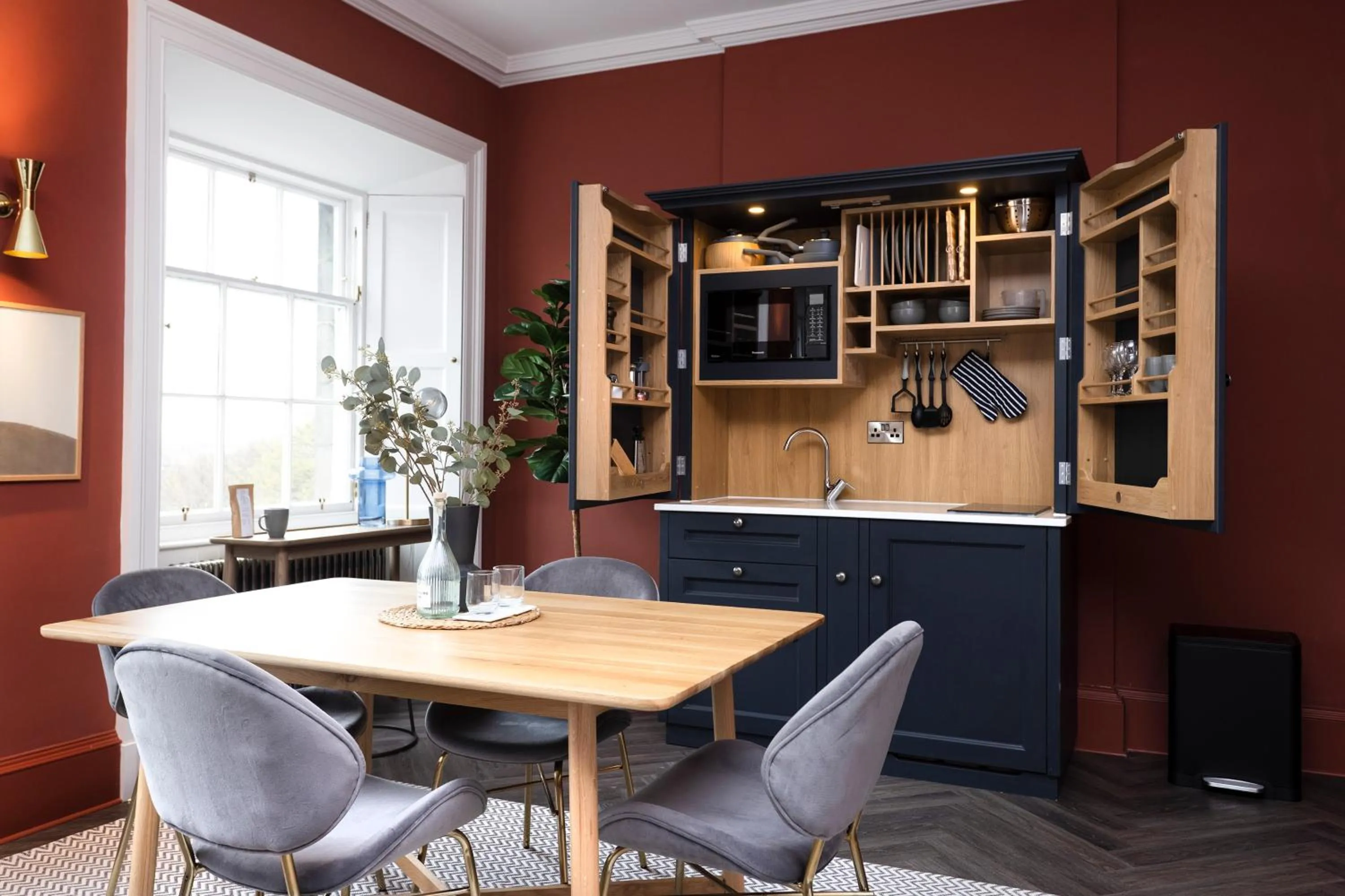 Kitchen or kitchenette in 29 Queen Street Aparthotel