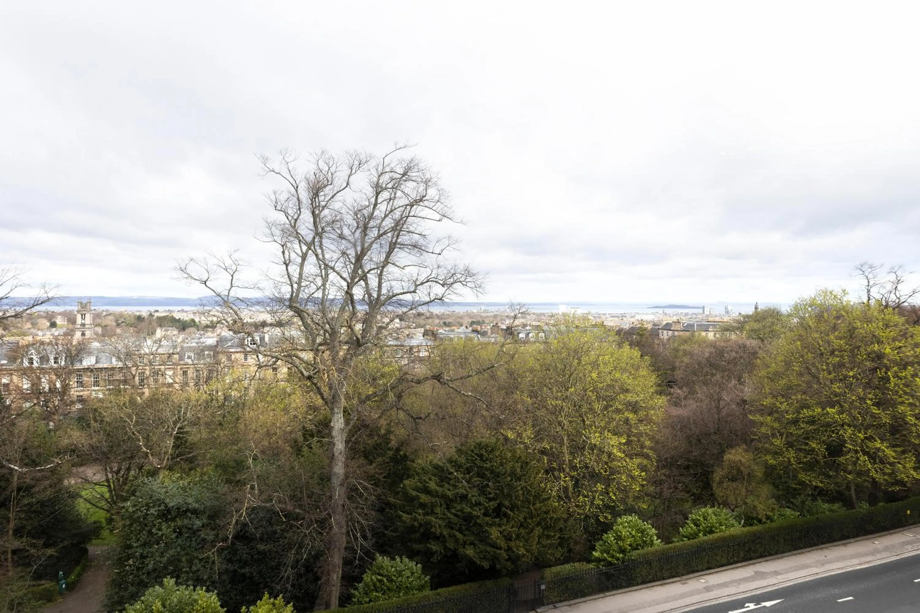 City view in 29 Queen Street Aparthotel