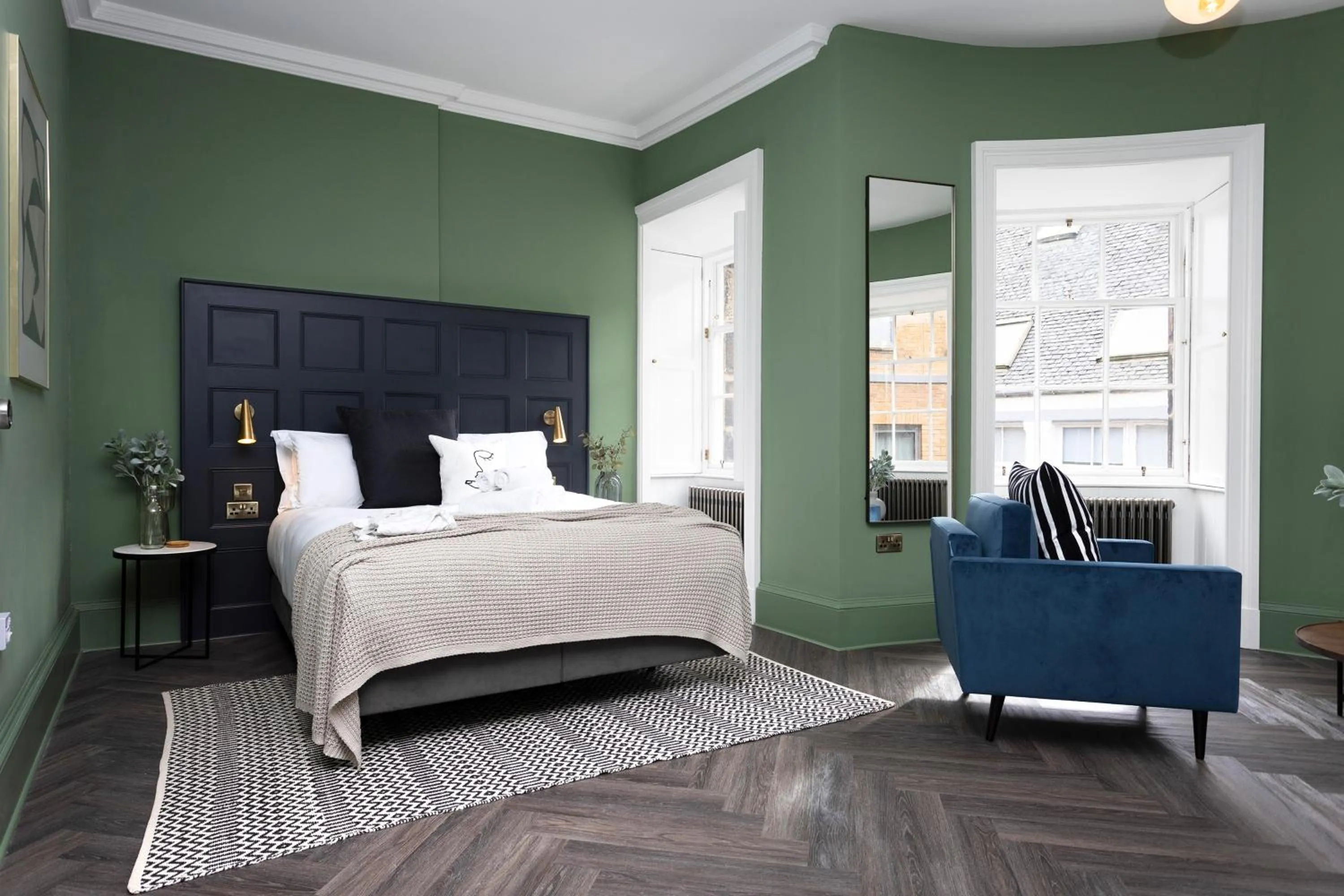 Bed in 29 Queen Street Aparthotel