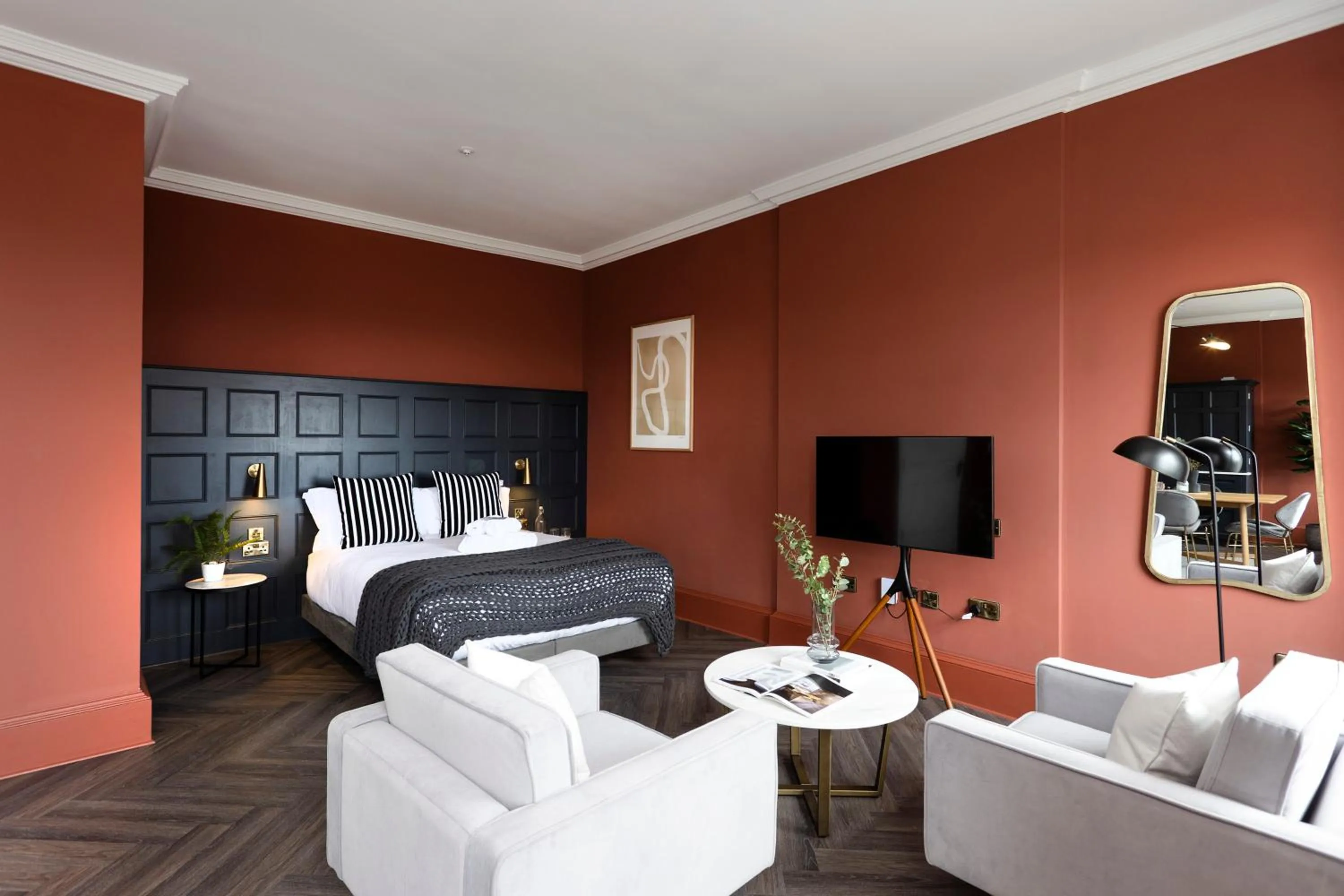 Photo of the whole room, Bed in 29 Queen Street Aparthotel