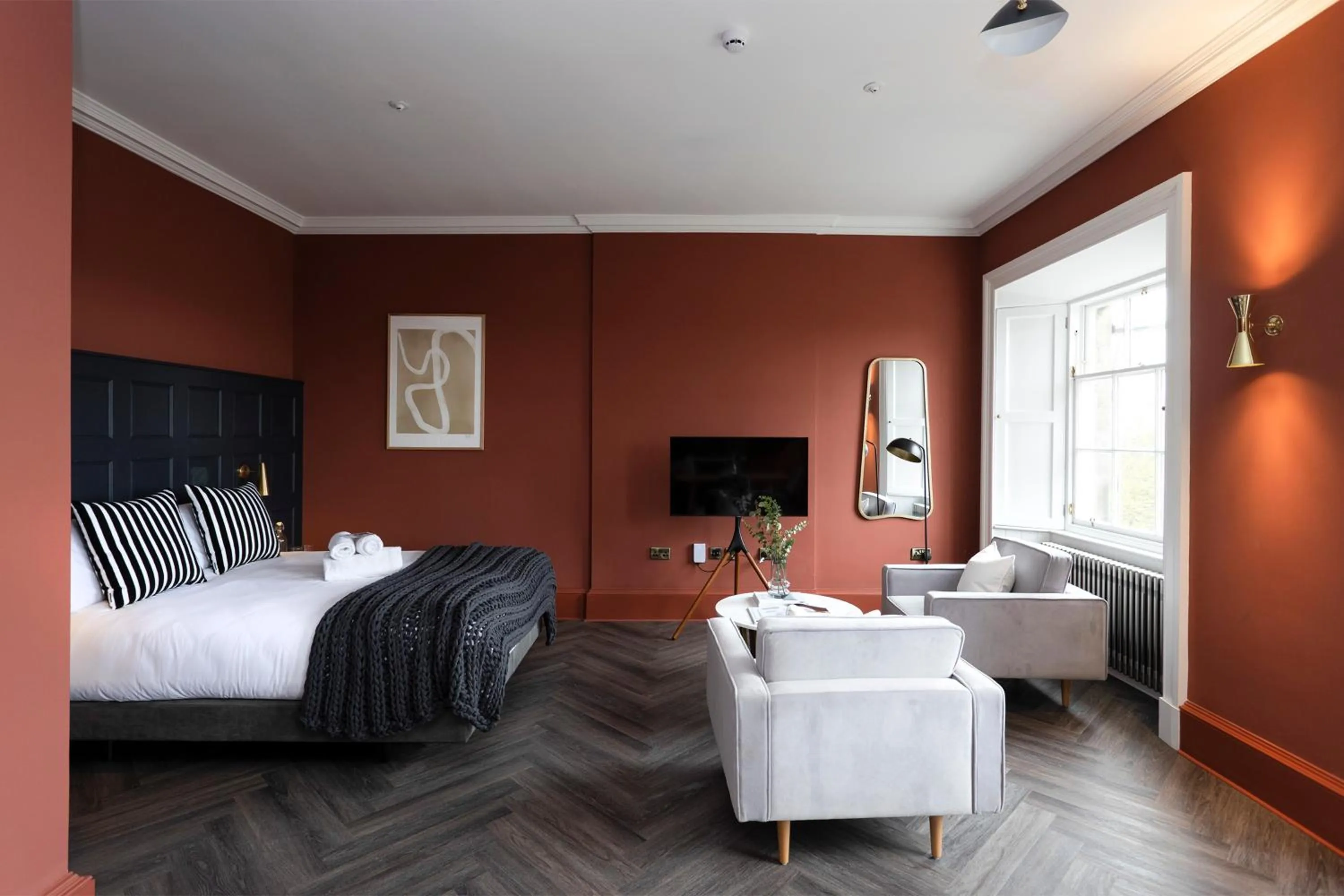 Living room, Bed in 29 Queen Street Aparthotel