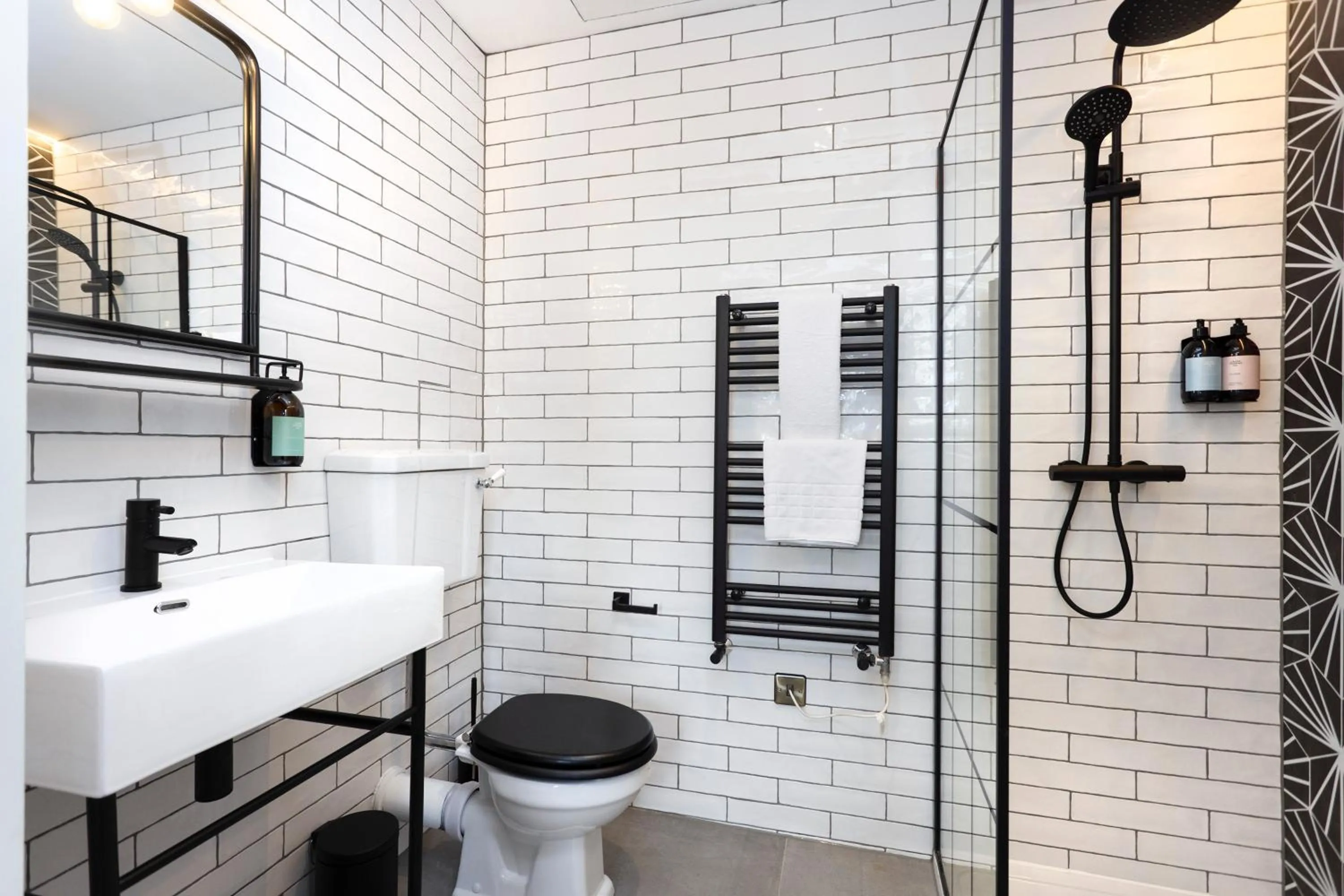 Bathroom in 29 Queen Street Aparthotel