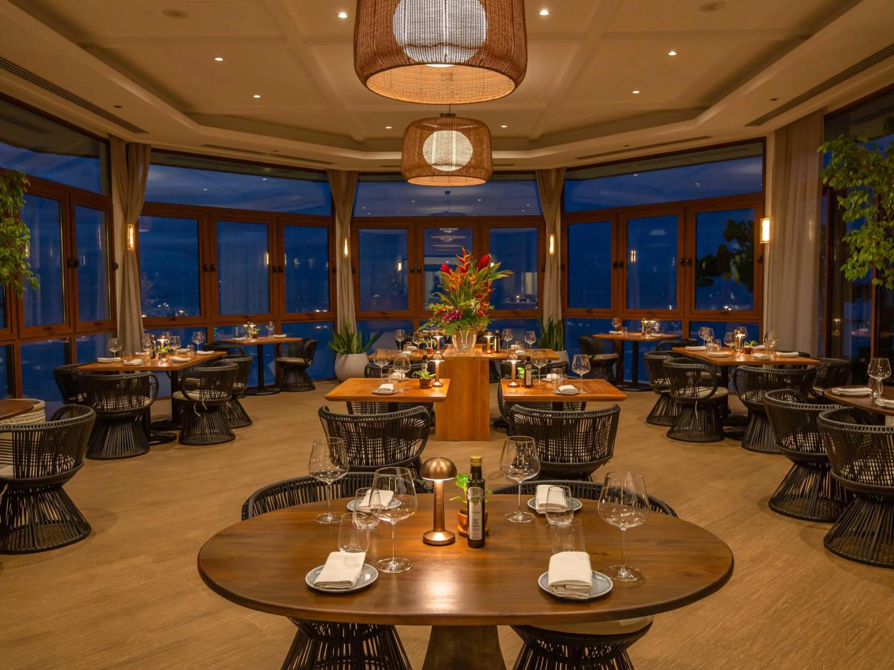 Restaurant/places to eat in Hilton Hotel Tahiti