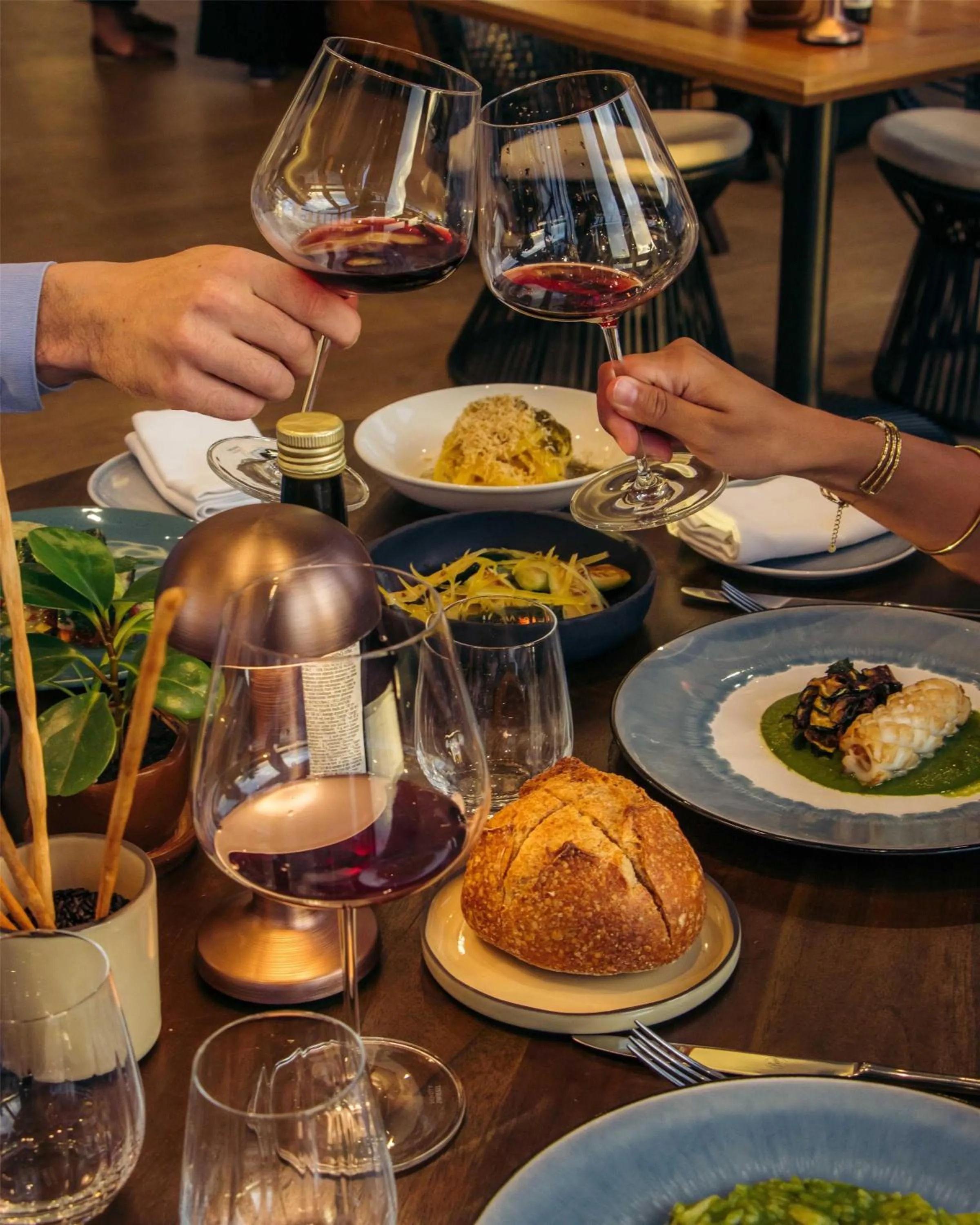 Restaurant/places to eat in Hilton Hotel Tahiti