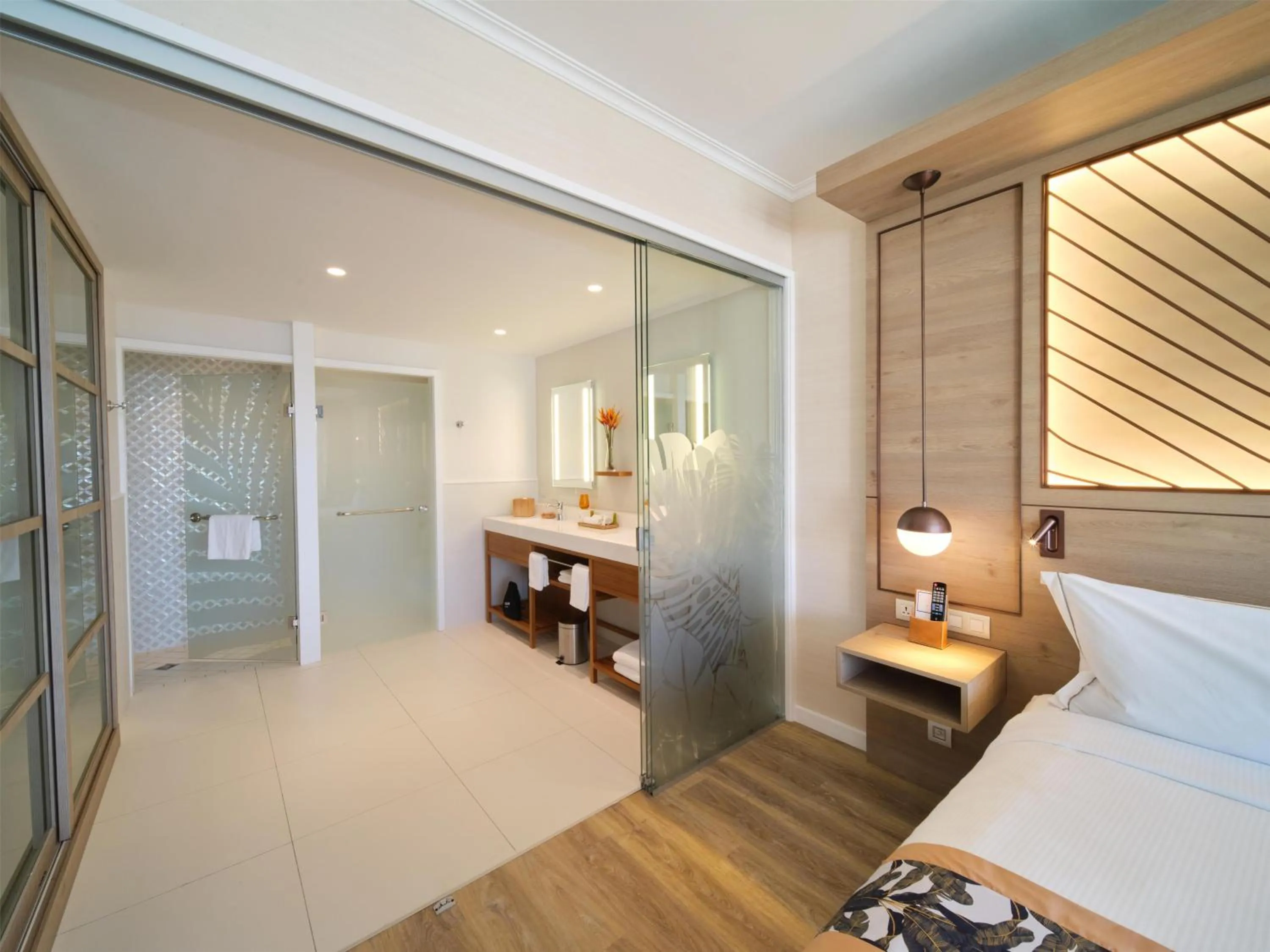 Bed in Hilton Hotel Tahiti