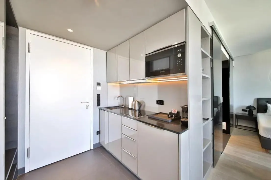 Sky Aparthotel