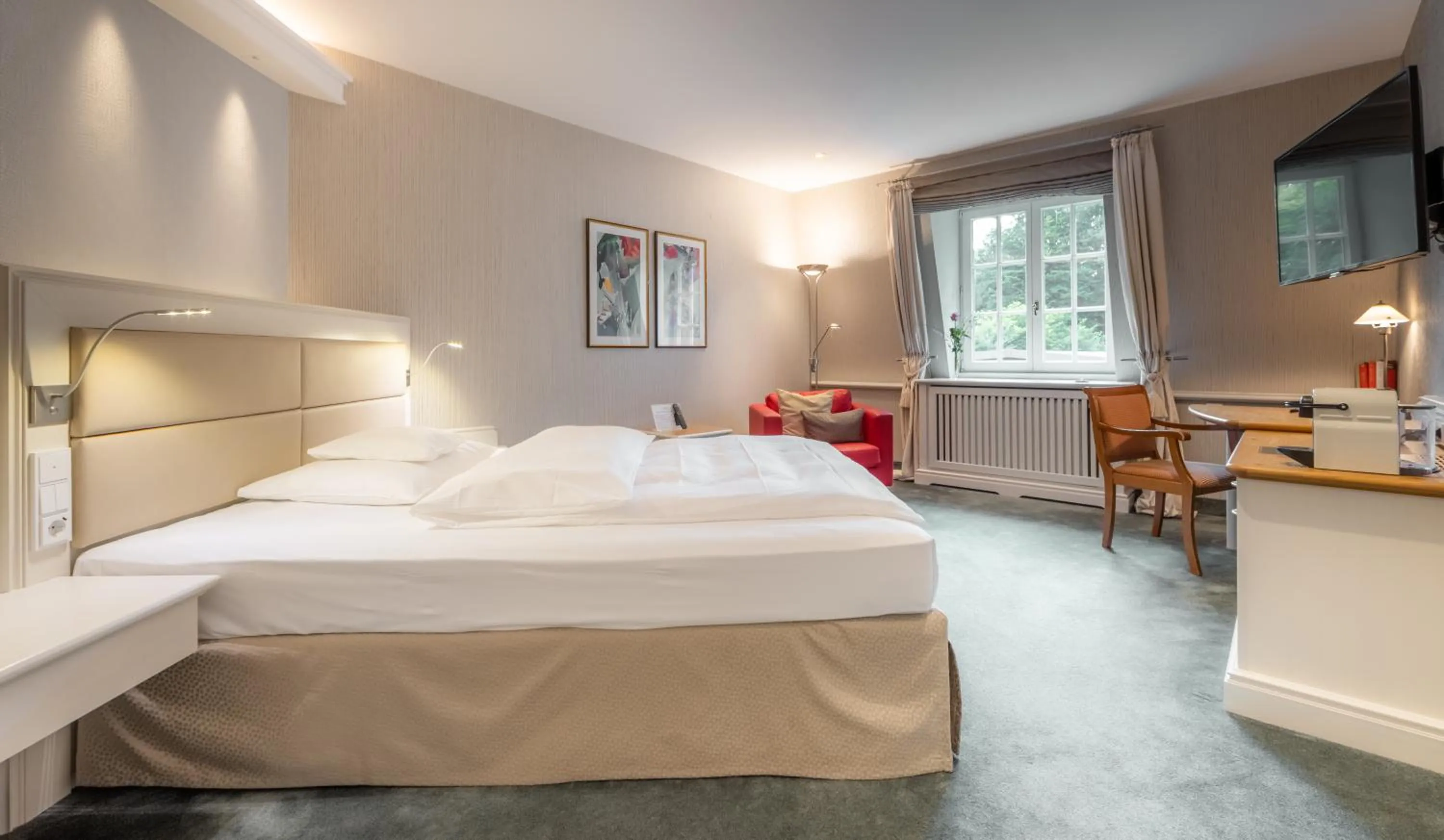 Photo of the whole room, Bed in Waldhaus Reinbek