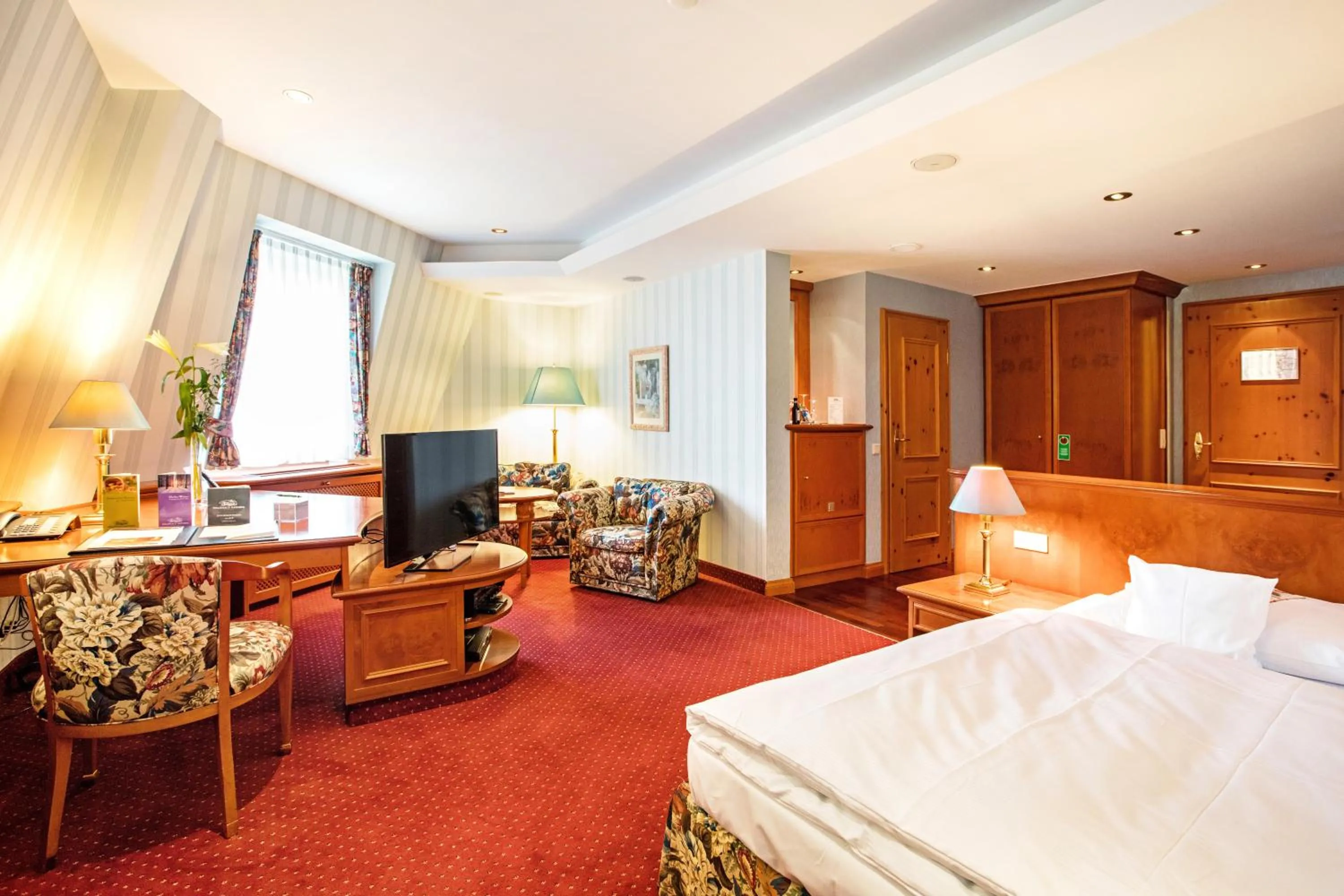 Seating area, Bed in Waldhaus Reinbek