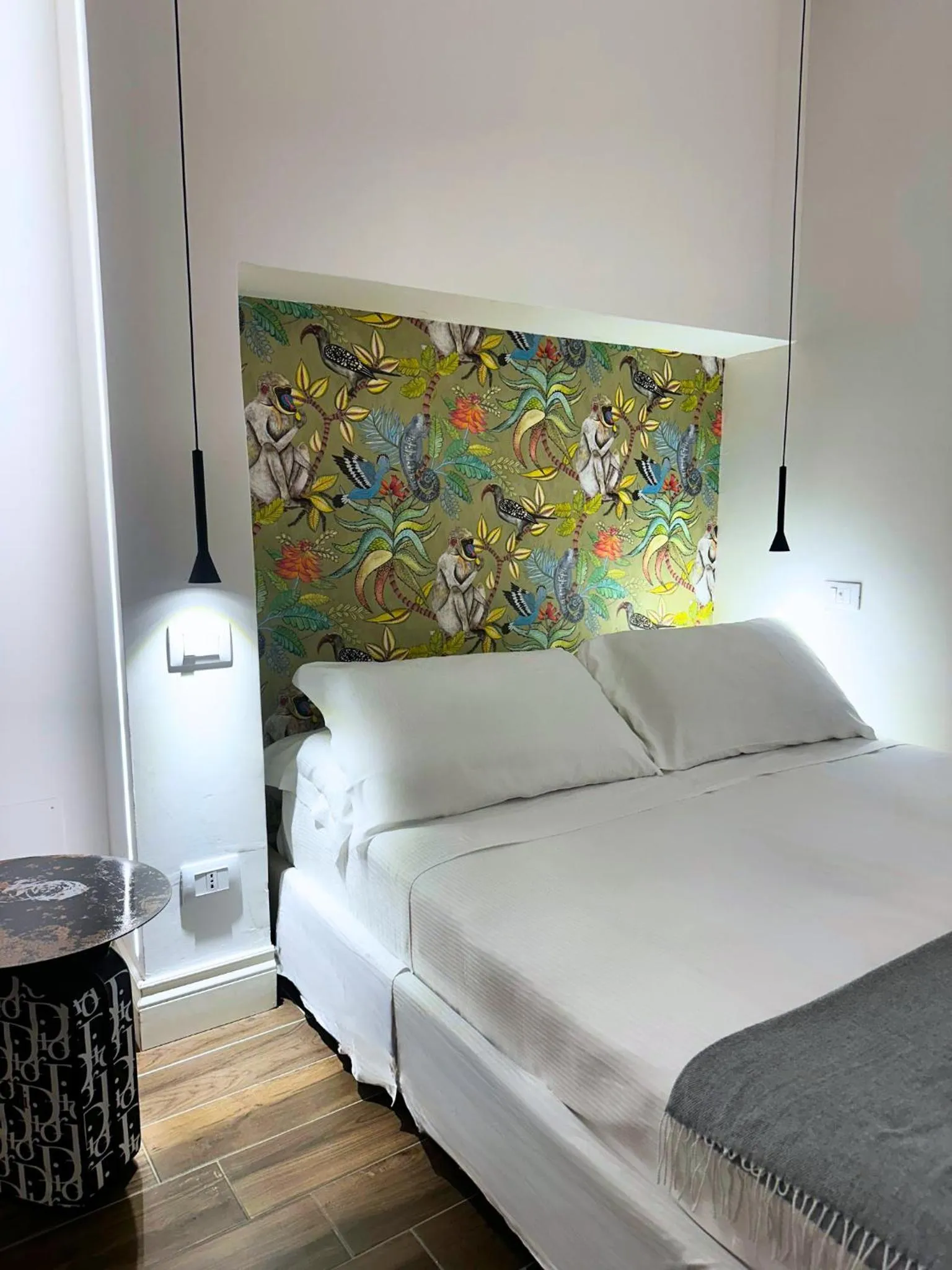 Bed in Ginevra Boutique Rooms - Palazzo Leosini - Residenze D'Epoca