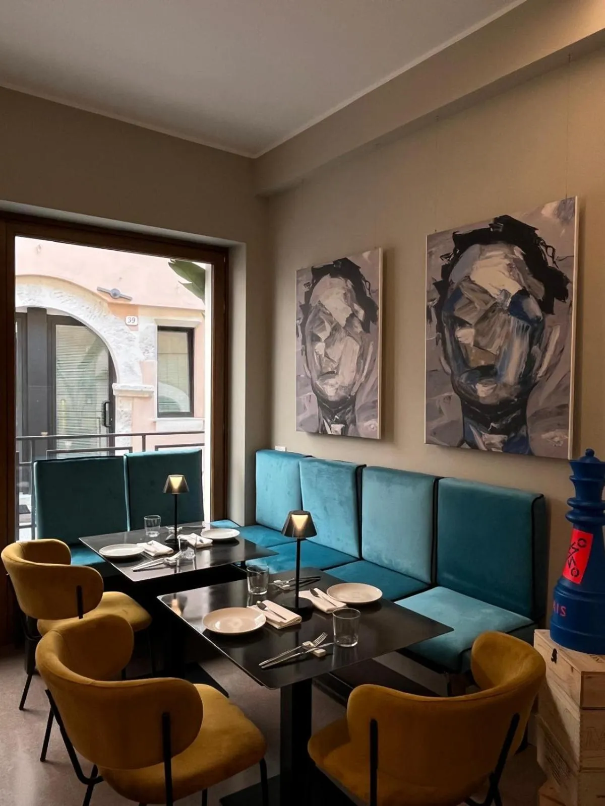 Restaurant/places to eat in Ginevra Boutique Rooms - Palazzo Leosini - Residenze D'Epoca