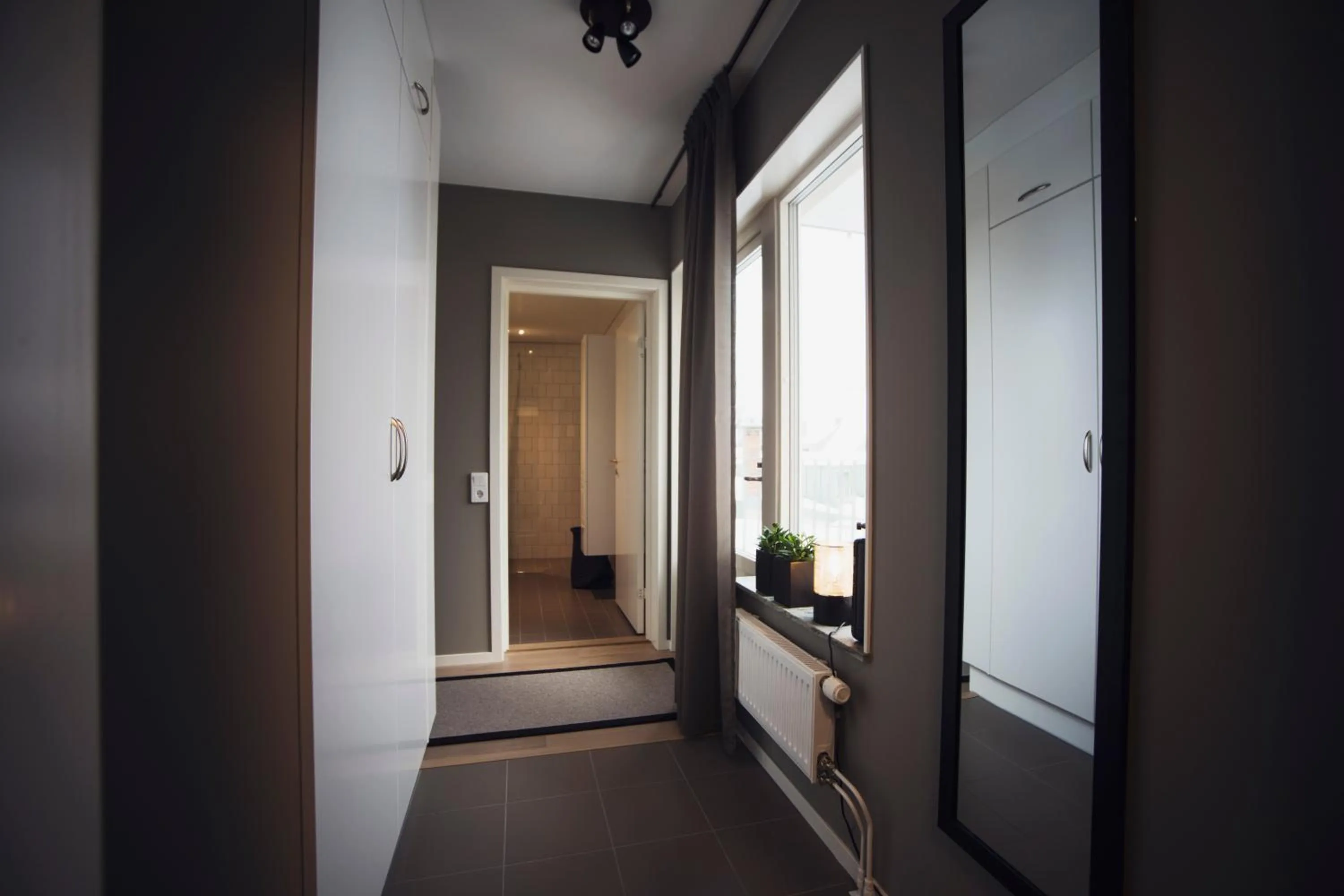 Sky Hotel Apartments, Hospitalstorget