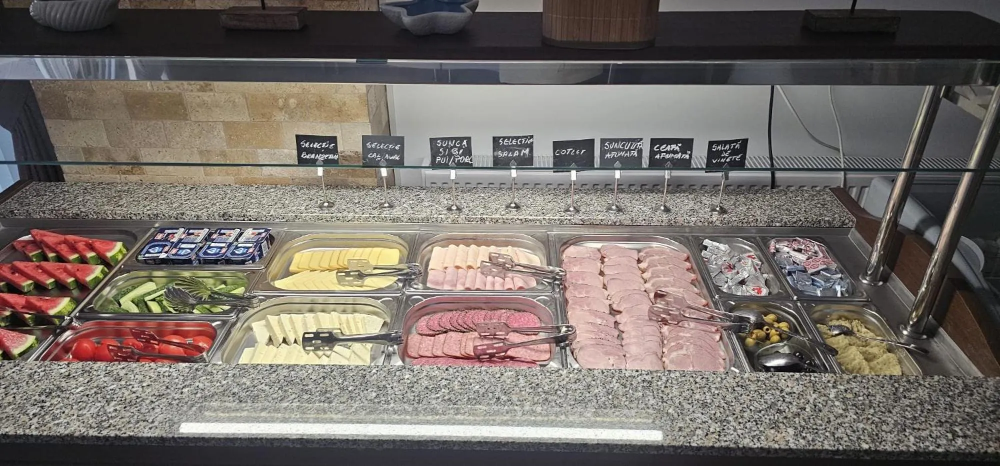 Food in Roca Del Mar