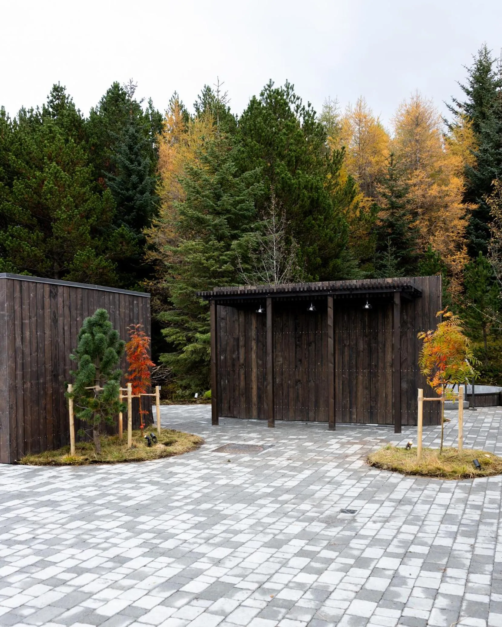 Spring in Blue Hotel Fagrilundur - On The Golden Circle