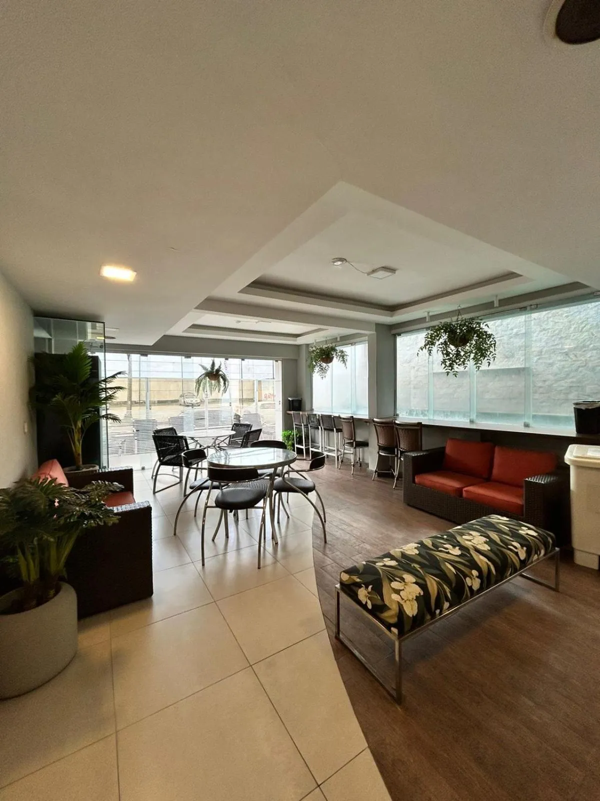 Seating area in Hotel Palmas Executivo