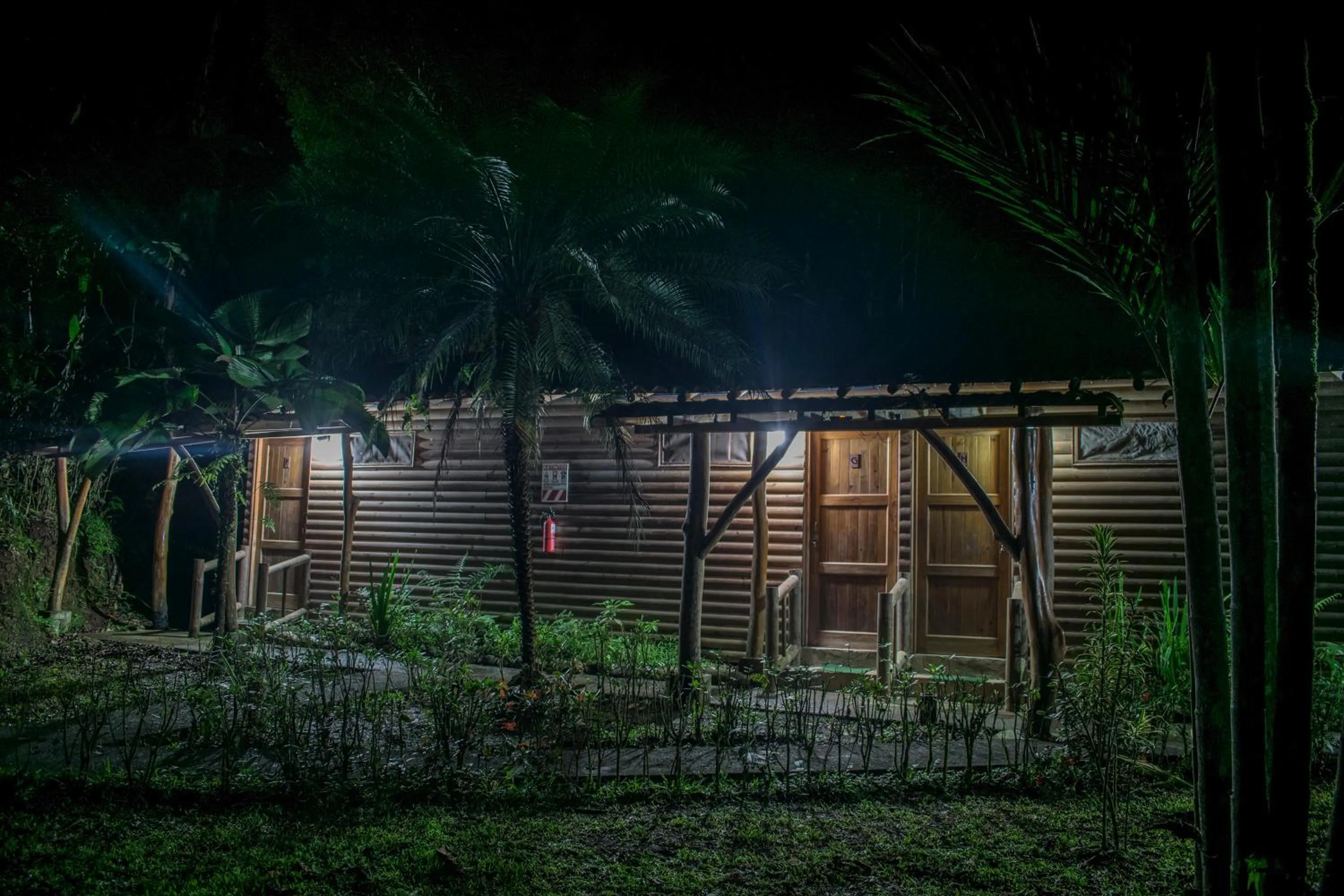 Facade/entrance in Hotel Bugabutik