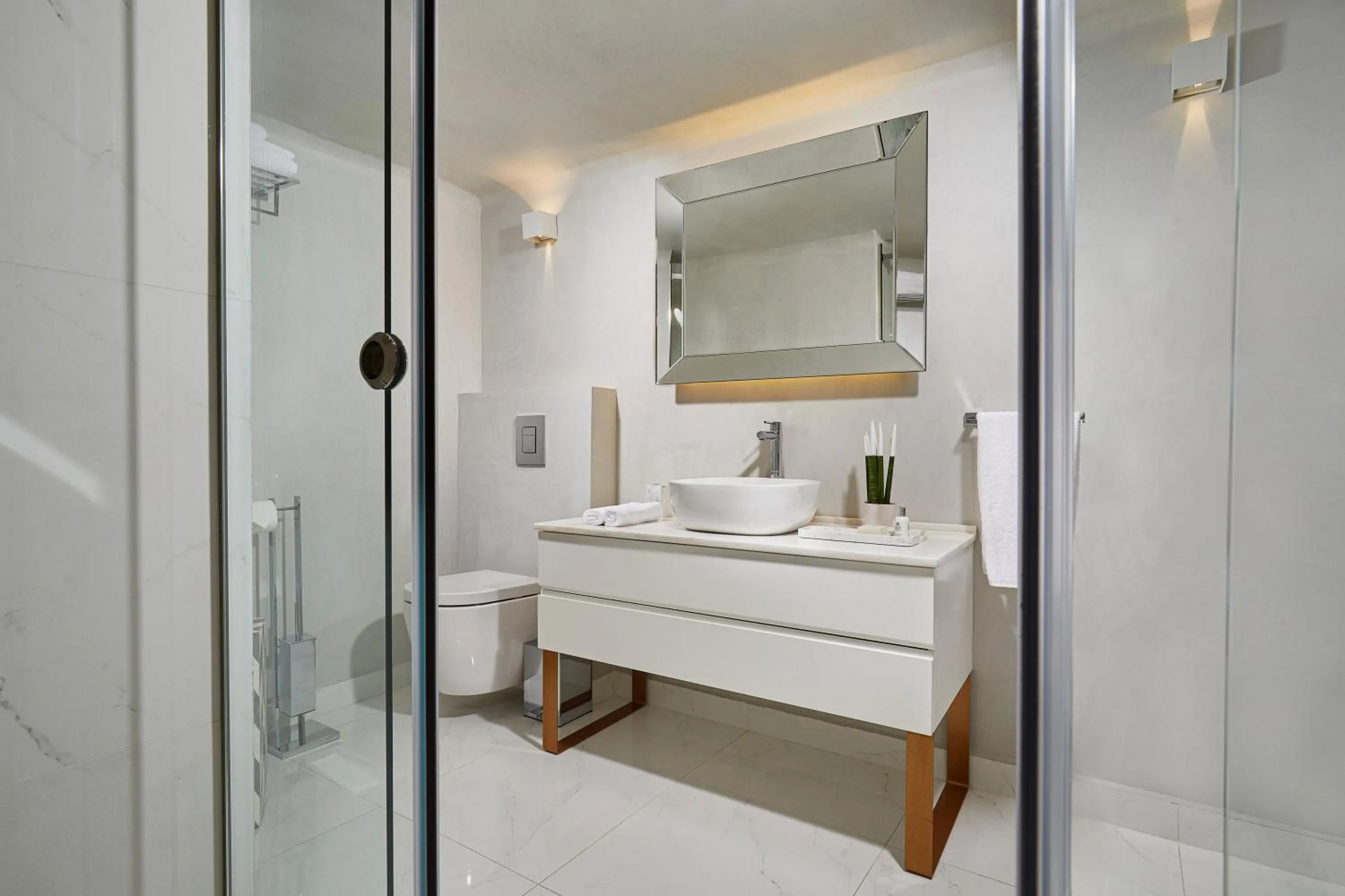 Shower in MiraMe Athens Boutique Hotel