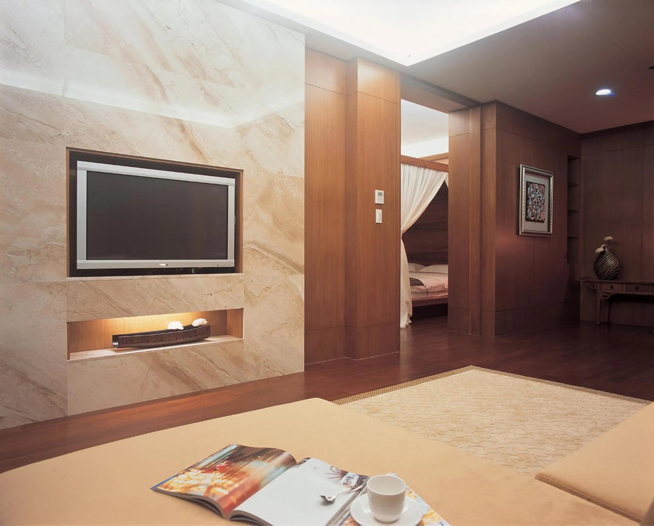 TV and multimedia, Bed in Einhan Resort