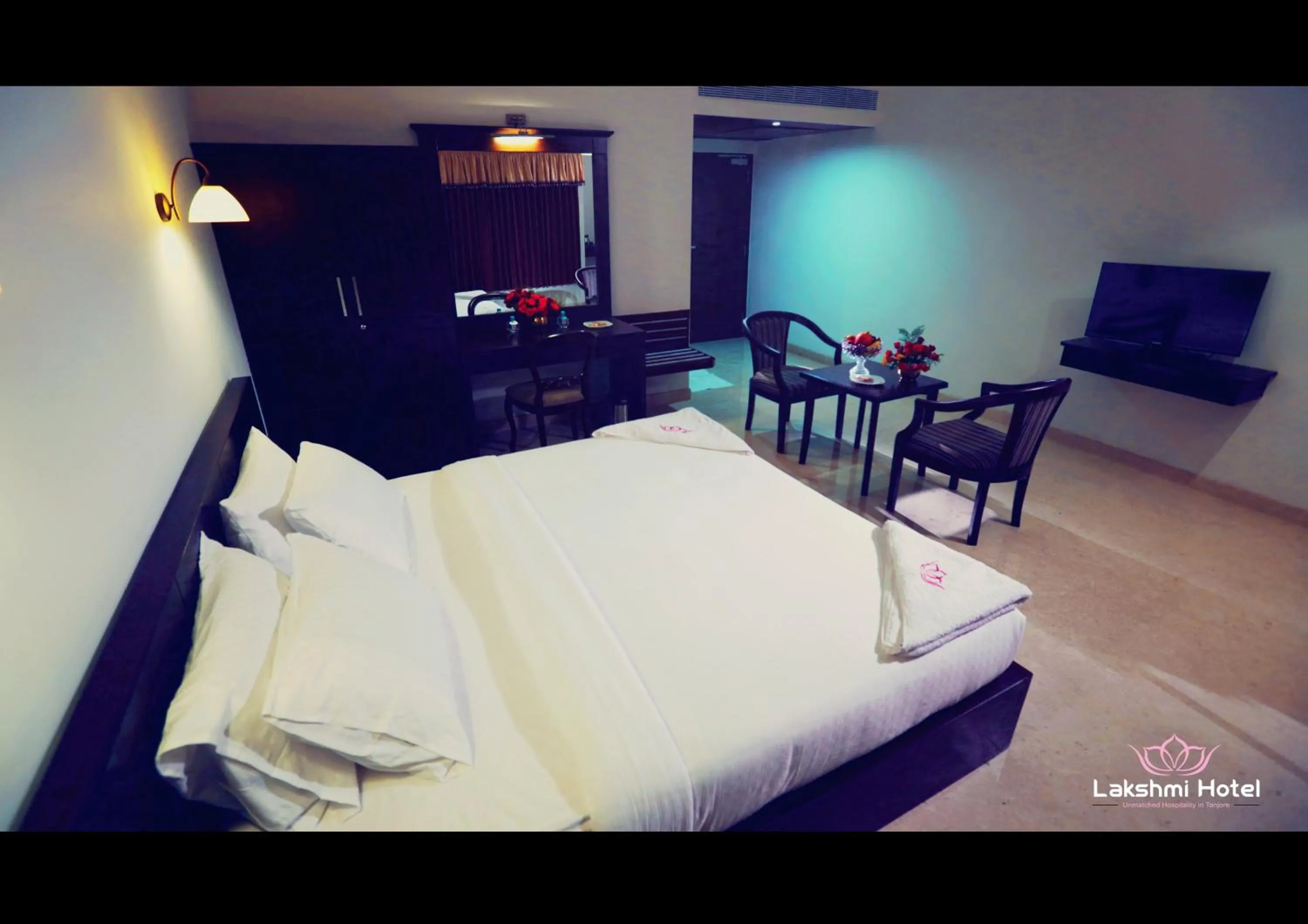 bunk bed, Bed in Lakshmi Hotel