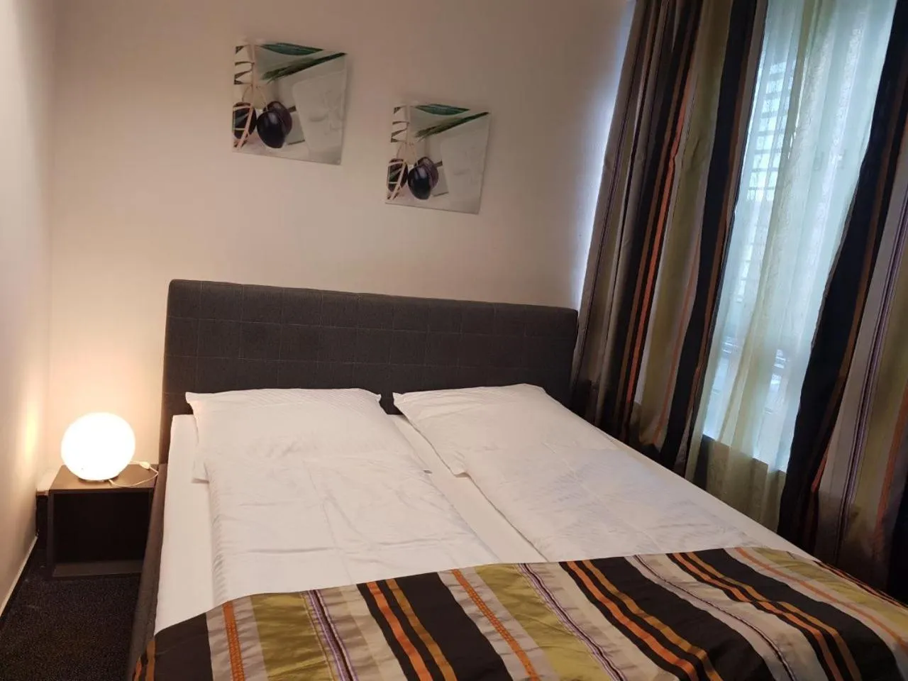 Bed in Hotel Wandsbek Hamburg